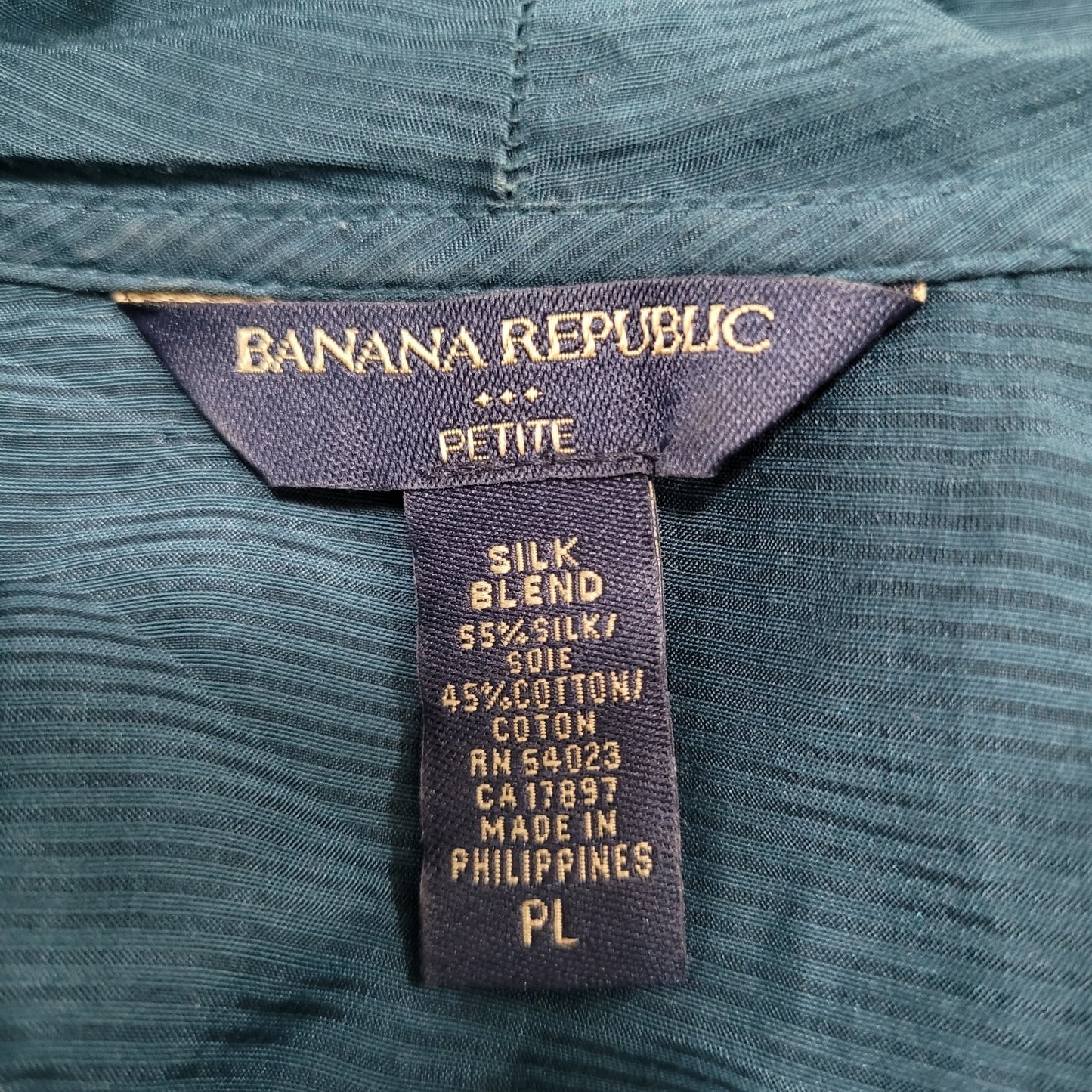 Banana Republic Blue Silk Blend Semi Sheer Buttoned Short Sleeve Blouse Size PL