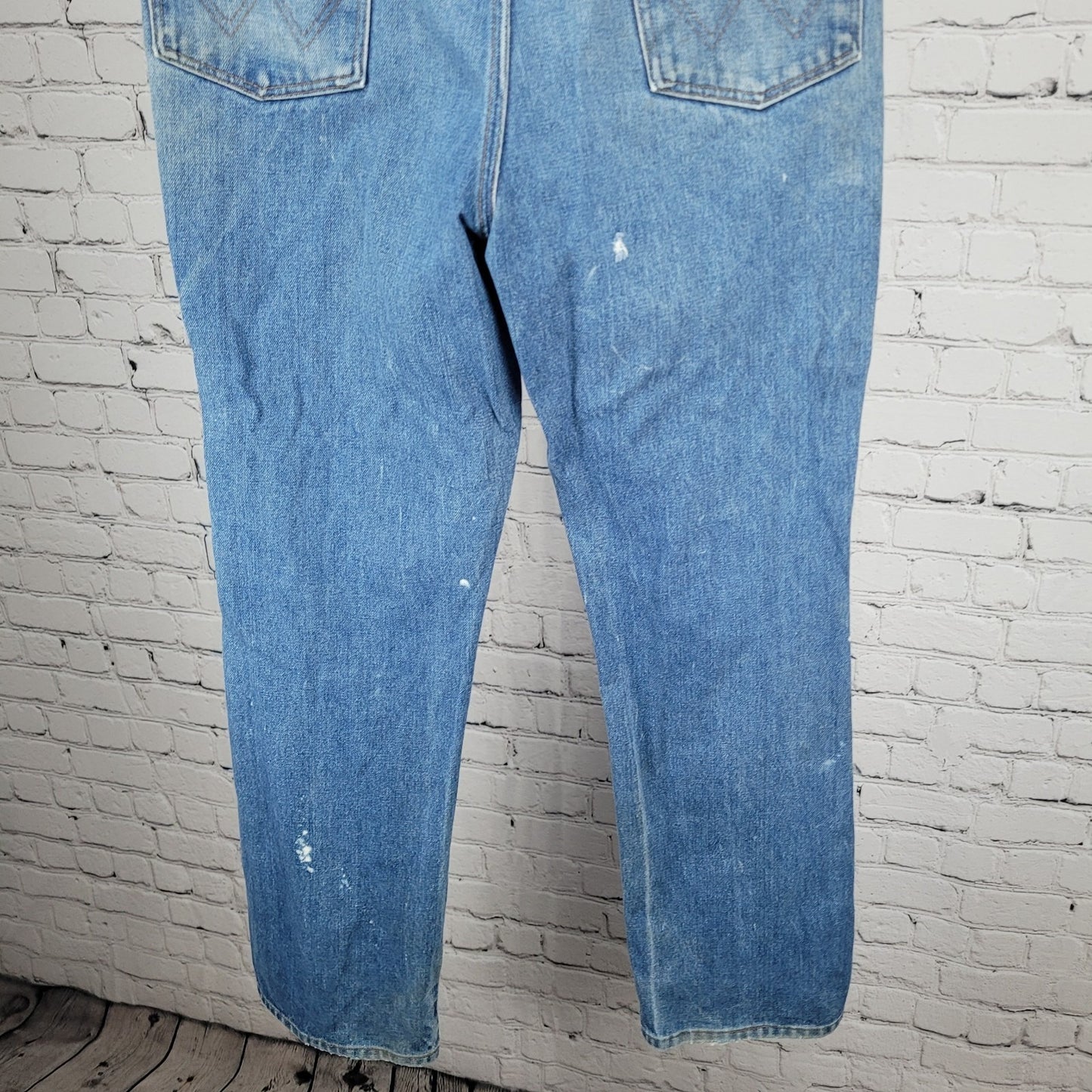 VTG Wrangler Blue Denim 100% Cotton Straight Leg Jeans USA 34x32 (32x31)