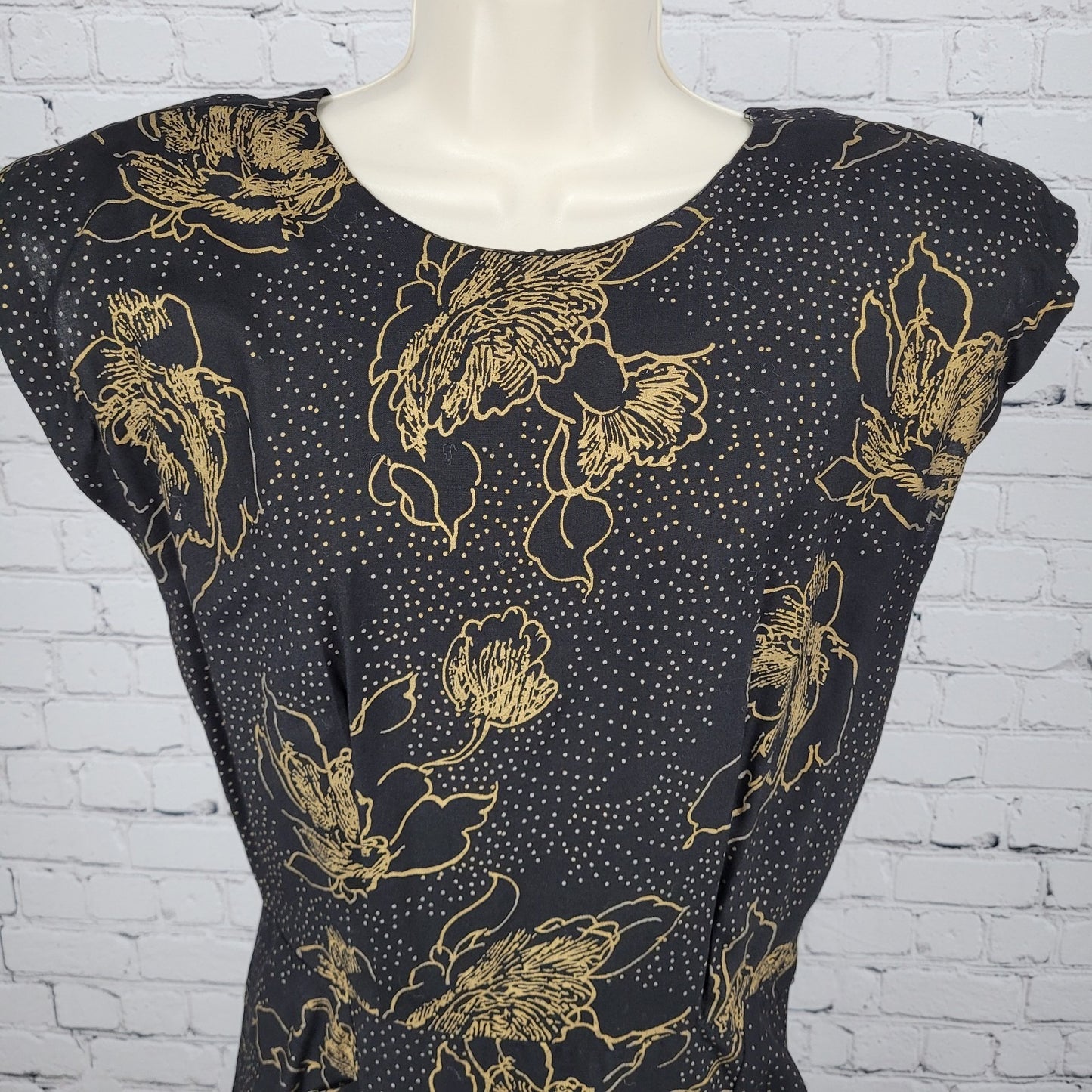 VTG Milanzo Black & Gold Floral Shoulder Pad Pegged Midi Dress USA Made Size 11