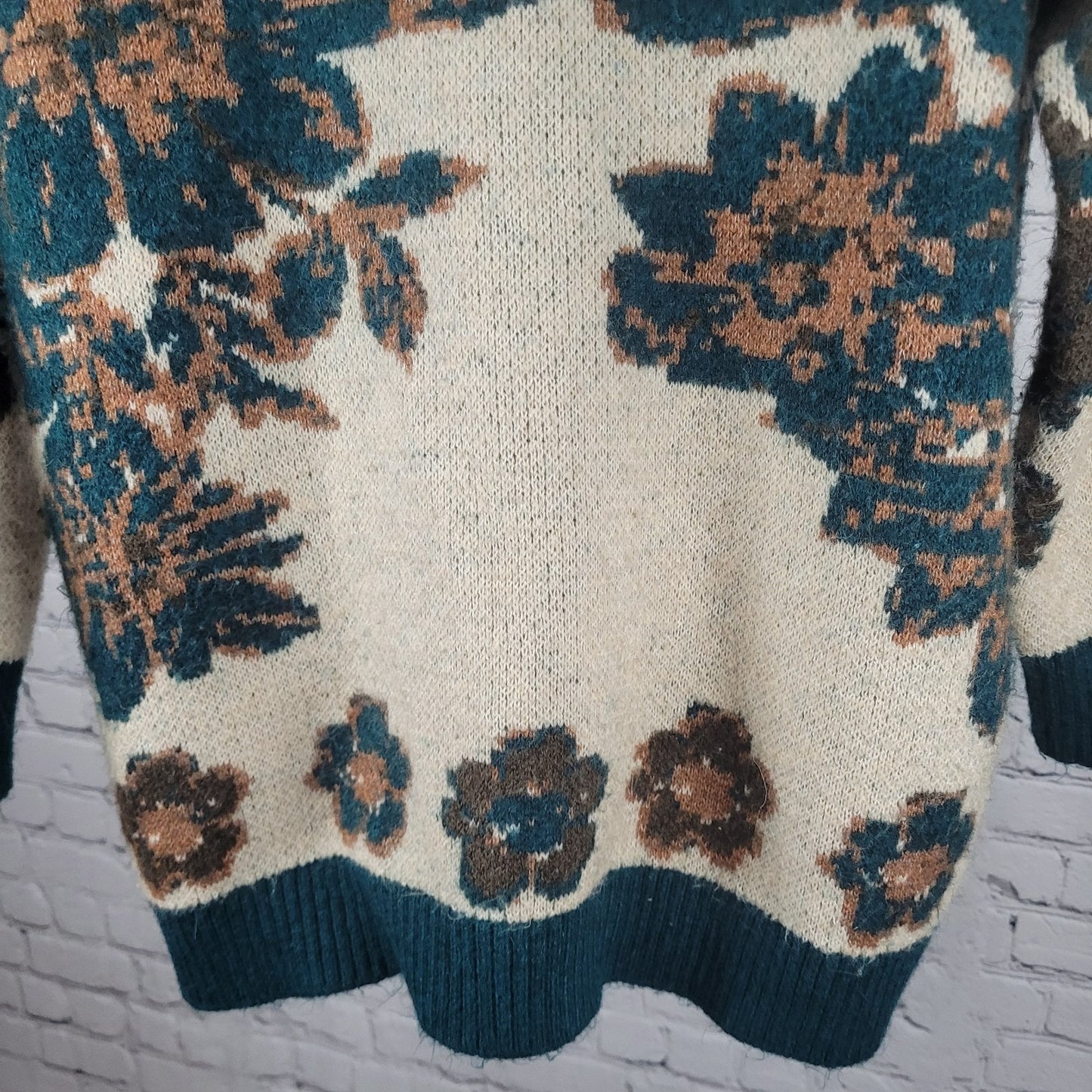 Zara Beige Floral Cozy Buttoned V Neck Oversized Cardigan Sweater Size Small S