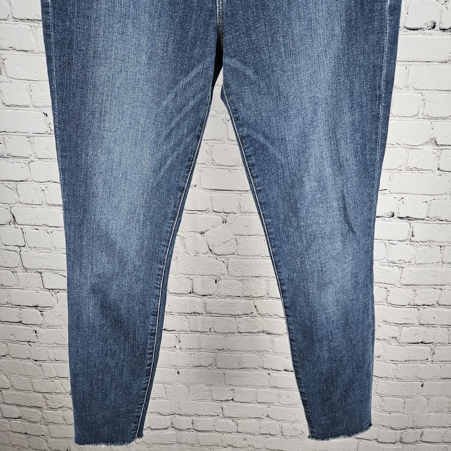 Frame Blue Denim Ali High Rise Cigerette Raw Hem Skinny Jeans USA 26 (26x26)