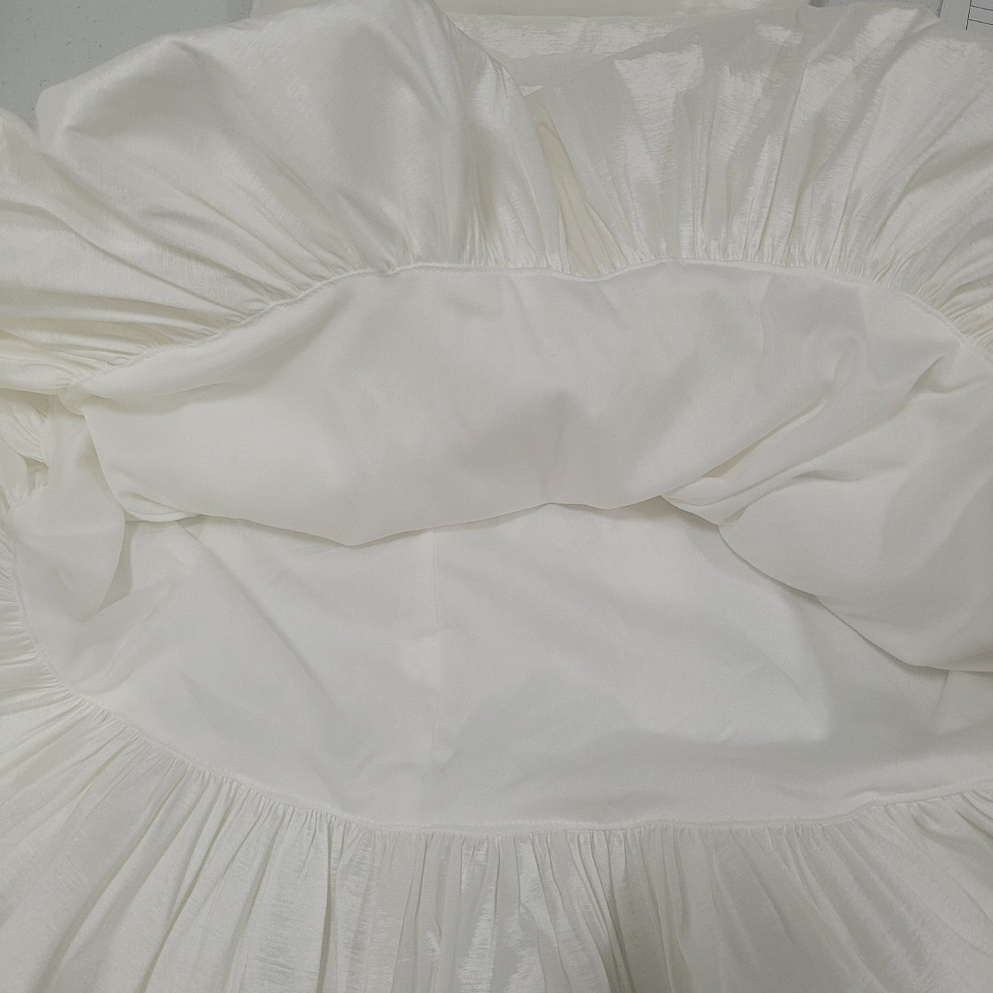 B Darlin White Sheen Pleated Padded Boned Bust Bubble Hem Dress Junior Size 0