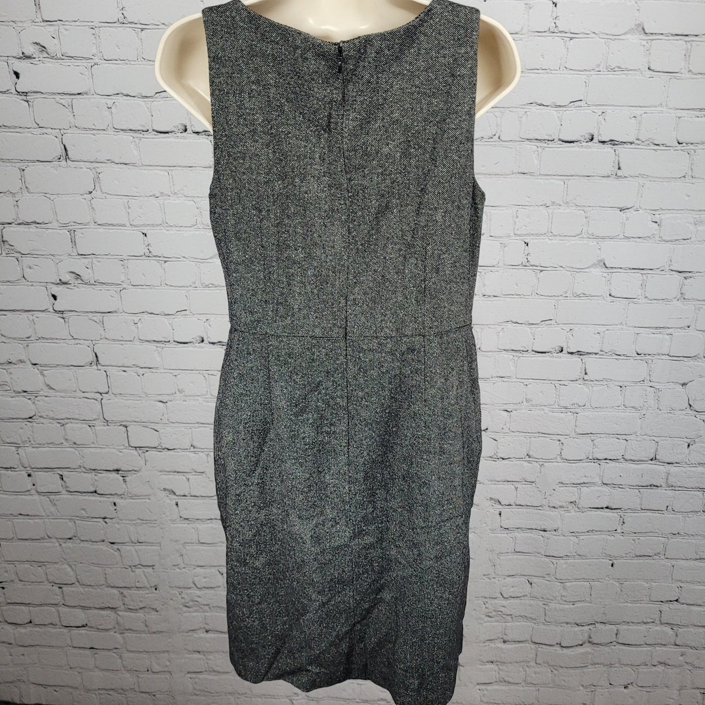 Ann Taylor Black Wool Silk Blend Sleeveless Lined Sheath Dress Petite Size 6P