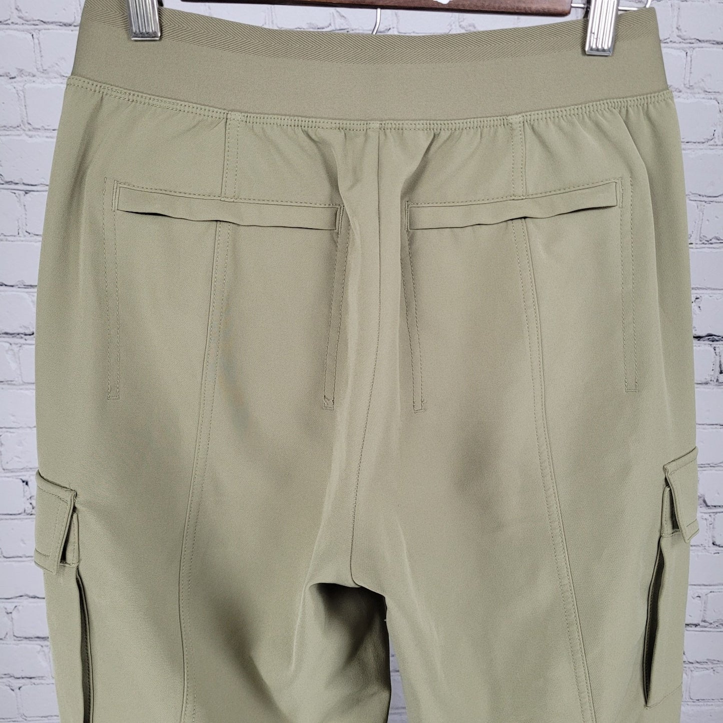 Athleta Green Athleisure Stretch High Rise Cargo Pockets Pants Size 4 (26x39)
