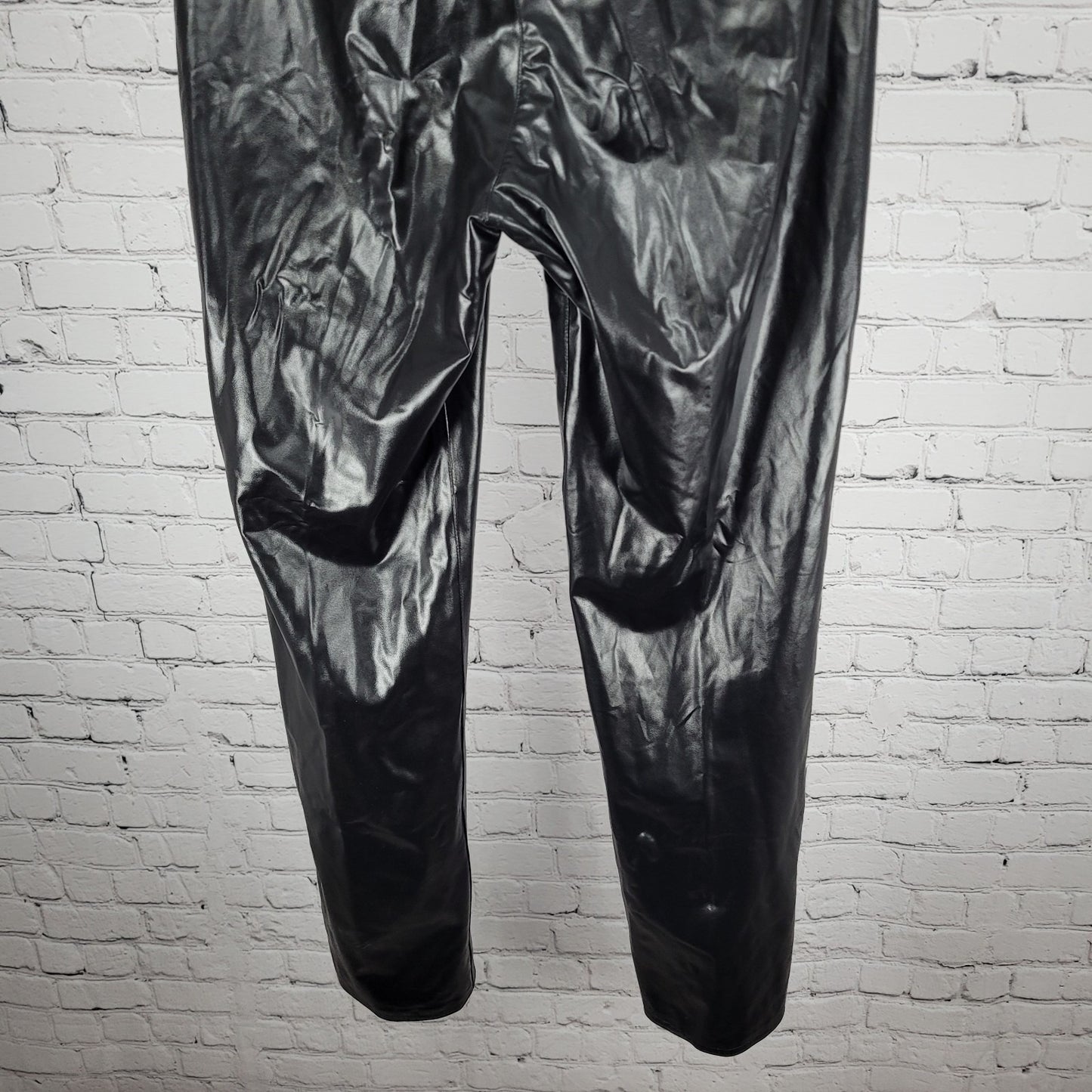 VTG Product Black Leather Mid Rise Straight Leg Pants USA Large L (38x30.5)