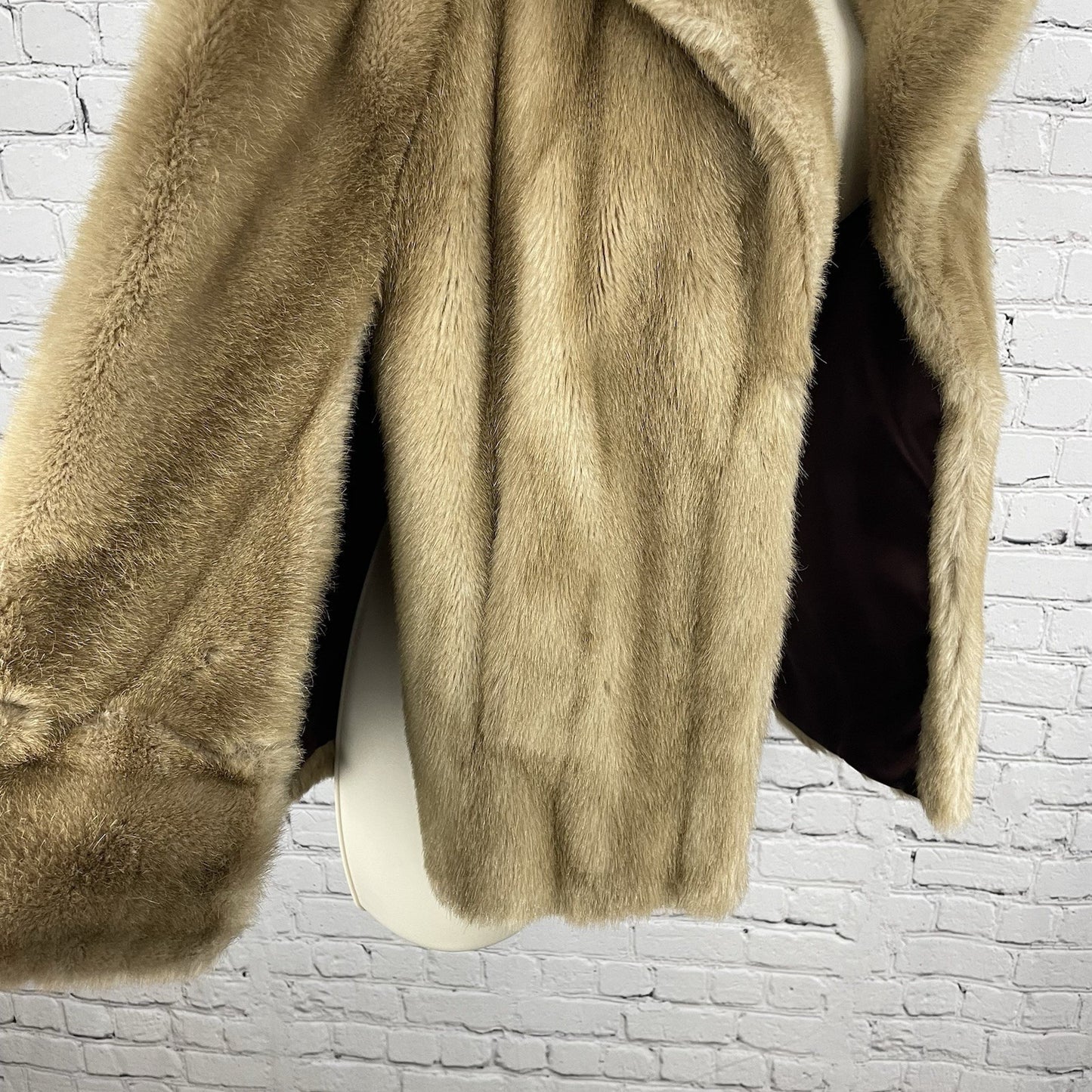 VTG Tissavel Lepshire Tan French Faux Fur Lined Open Poncho Coat Cape One Size
