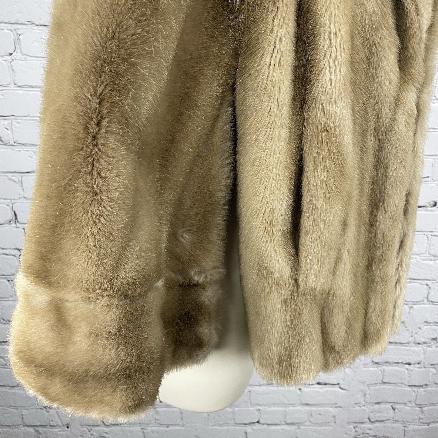 VTG Tissavel Lepshire Tan French Faux Fur Lined Open Poncho Coat Cape One Size