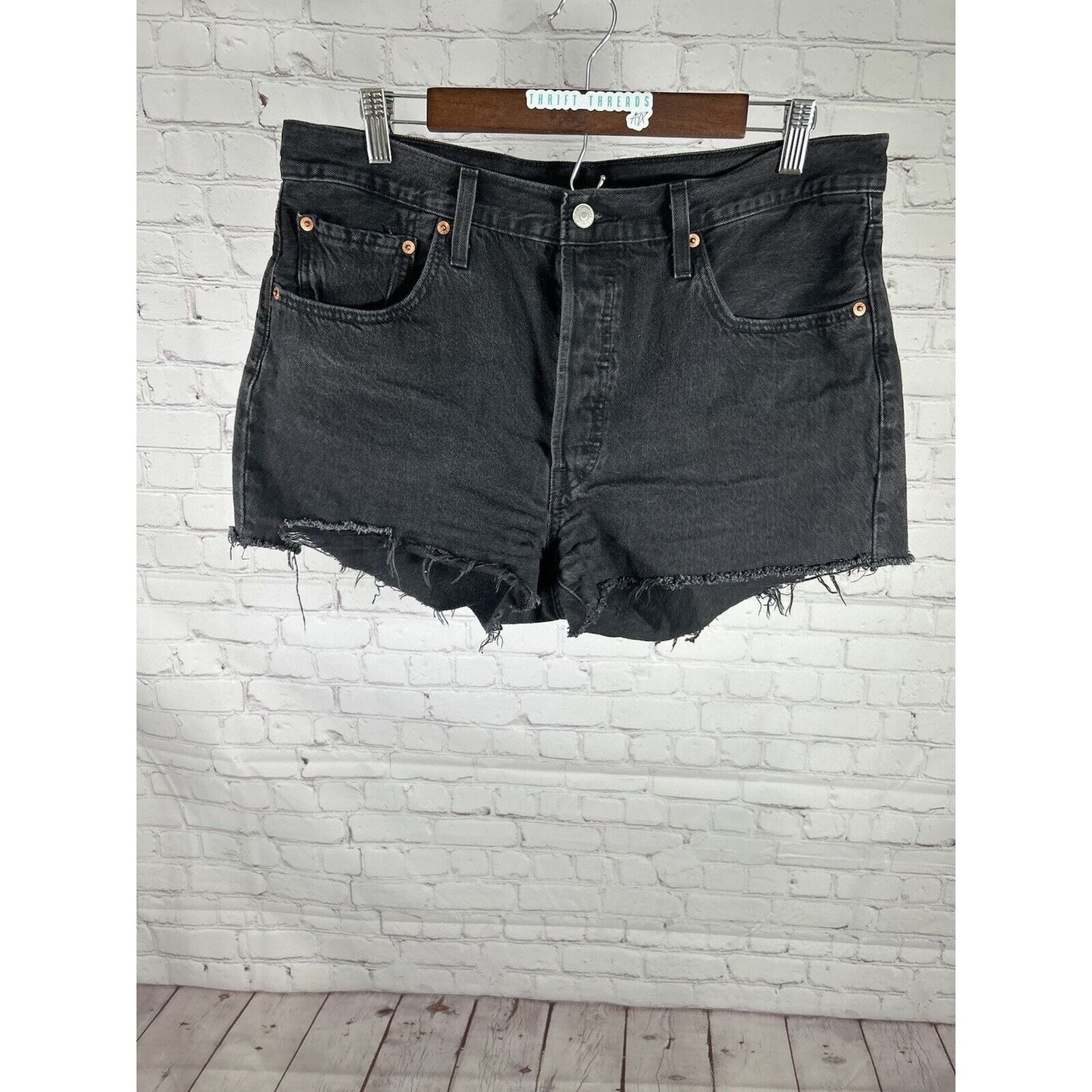 Levis 501 Button Fly High Rise Black Raw Hem Cut Off Shorts Sz 32 (32 x 2.5)