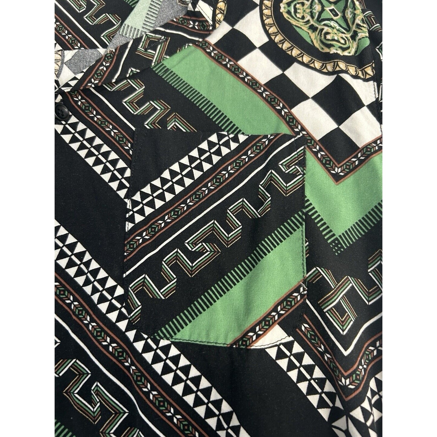 Urban Outfitters Multicolor Geometric Button Up Short Sleeve Shirt Size Medium