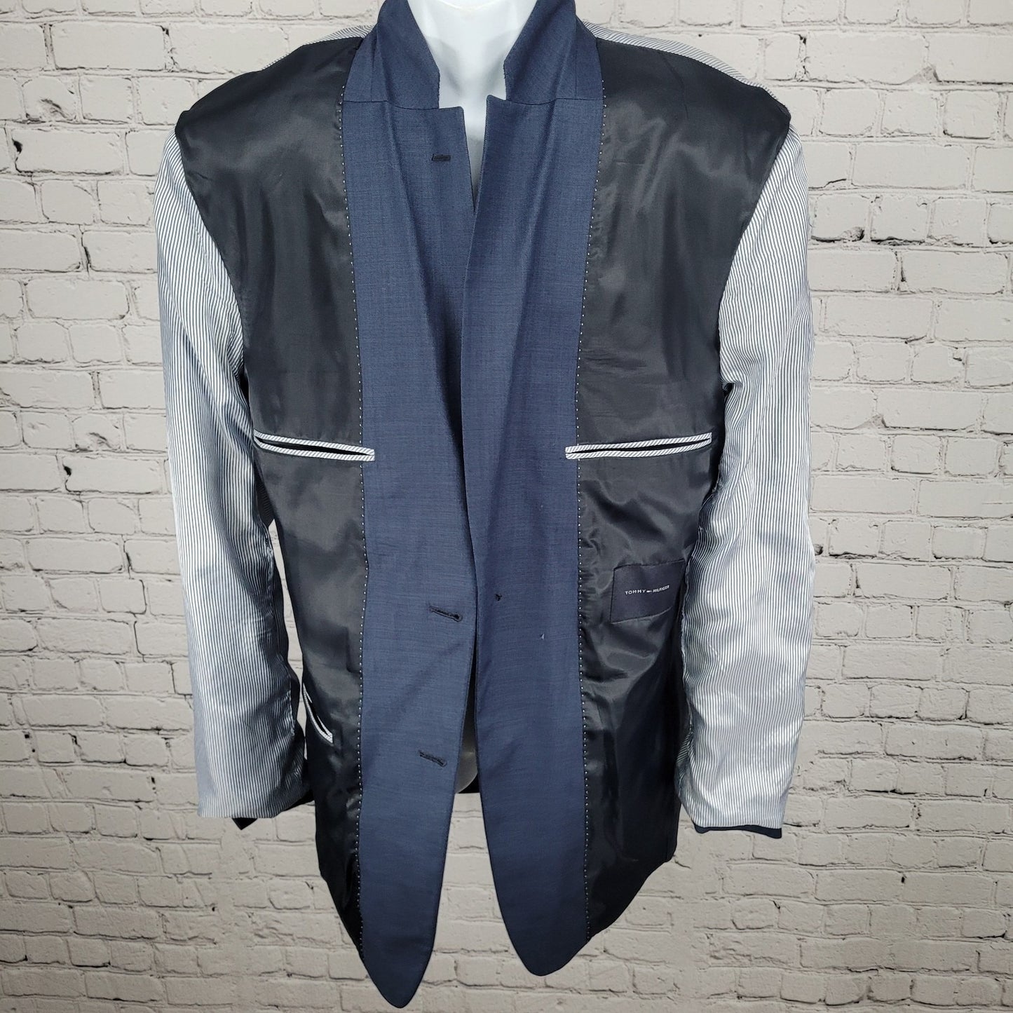 Tommy Hilfiger Navy 100% Worsted Wool 2 Button Notch Blazer Sport Coat Size 42L