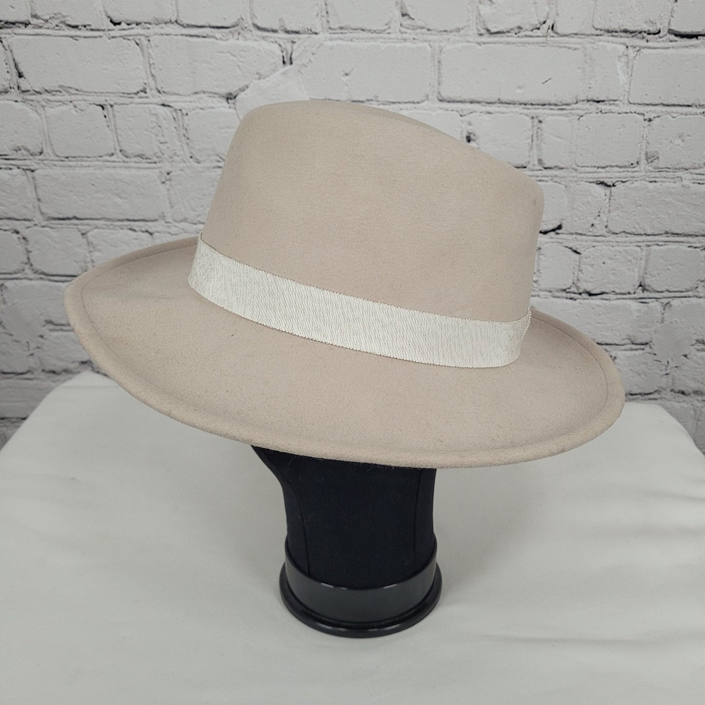 Yestadt Millinery Beige Felt Wide Brim Foldable Packable Lightweight Fedora Hat