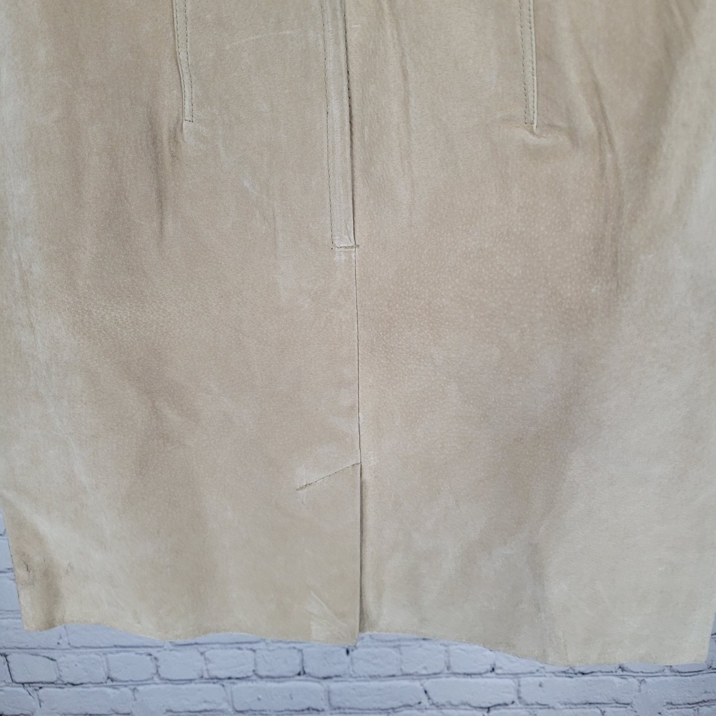 Express Compagnie Internationale Tan Genuine Suede Mini Skirt Size 5/6 (25x18.5)