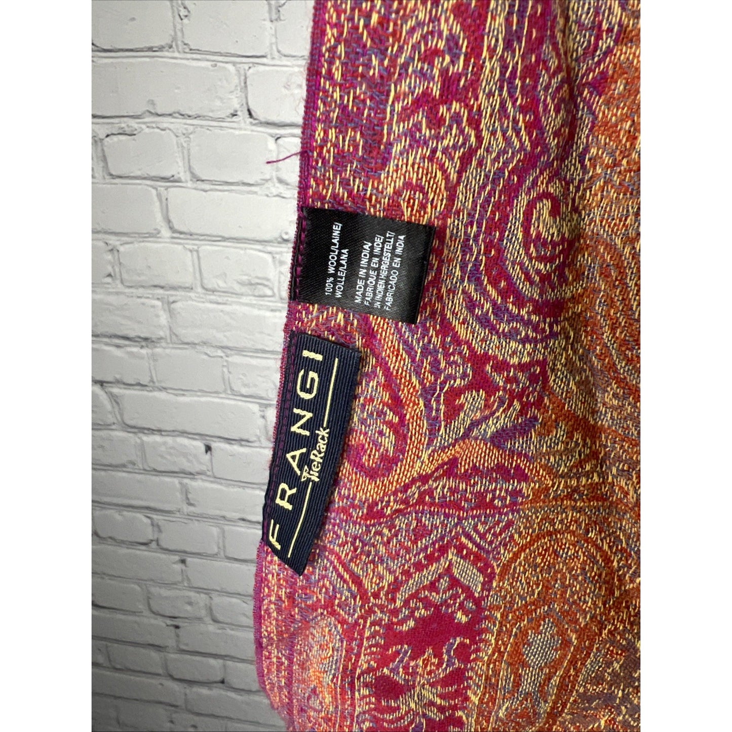 FRANGI Pink Multicolor Paisley 100% Wool Tasseled Scarf Shaw Wrap India 80”x 28”