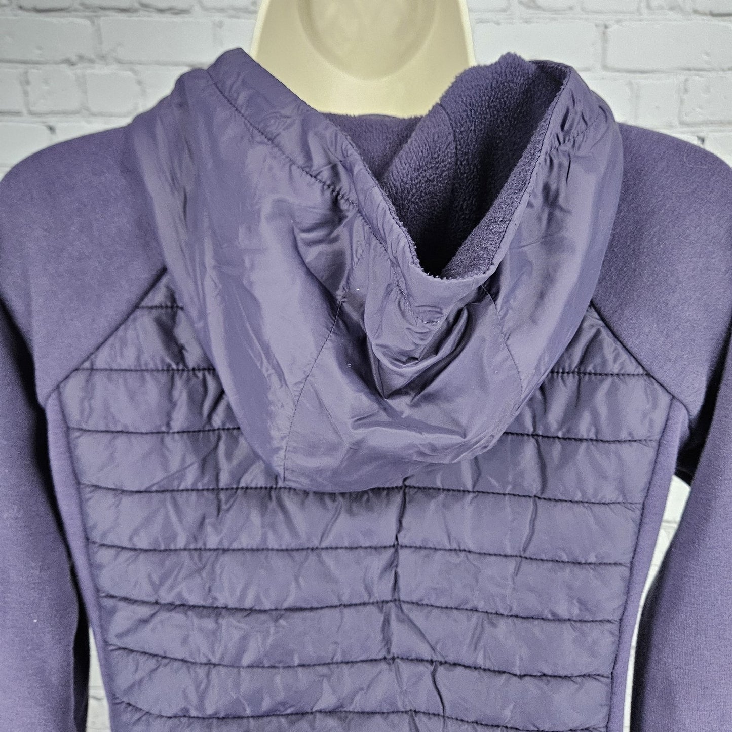 Athleta Girl Purple Hooded Insulated Thumbholes Full Zip Jacket Girls Large L 12