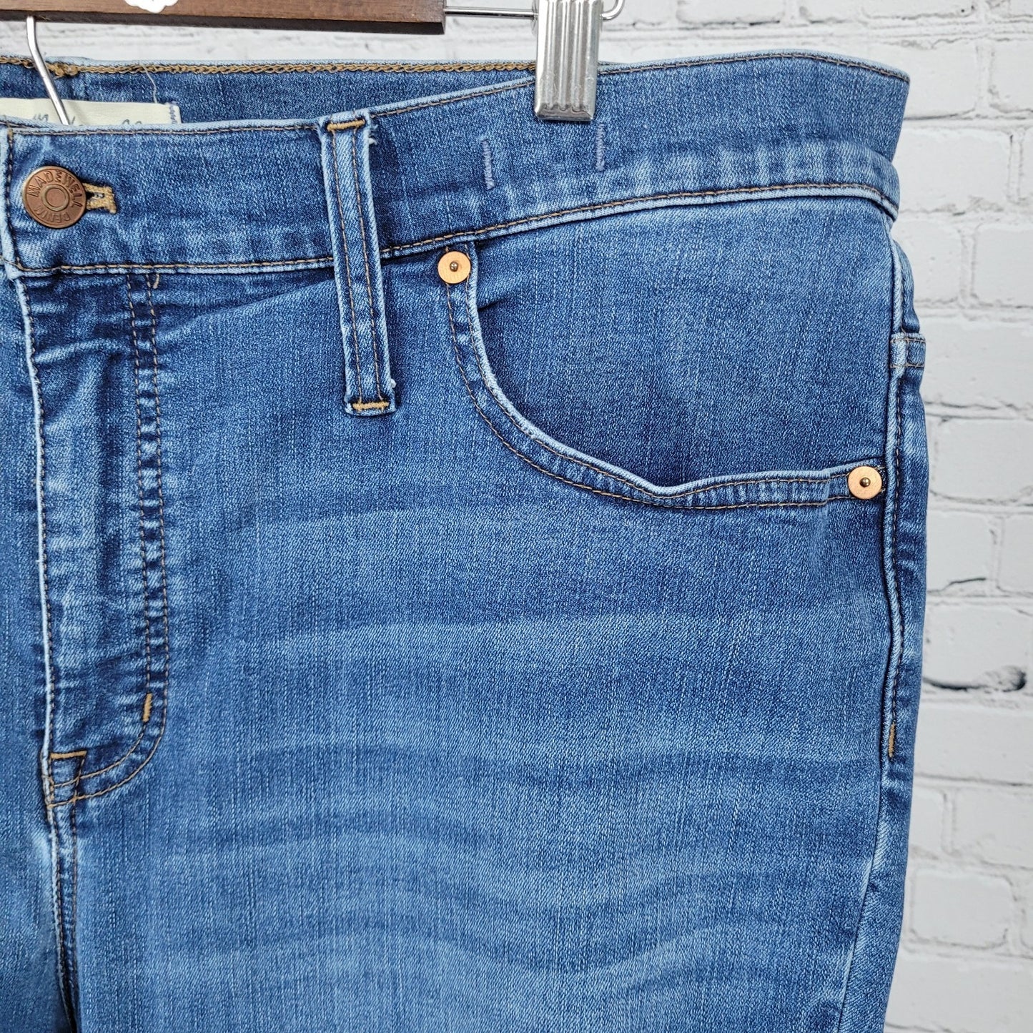 Madewell Blue Denim Cali Demi Boot High Rise Crop Jeans Size 34 (38x24)