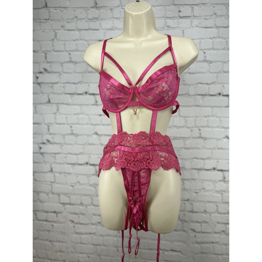 Playboy x Yandy Lingerie Pink Floral Lace Underwire Unlined Bra Garter Belt L
