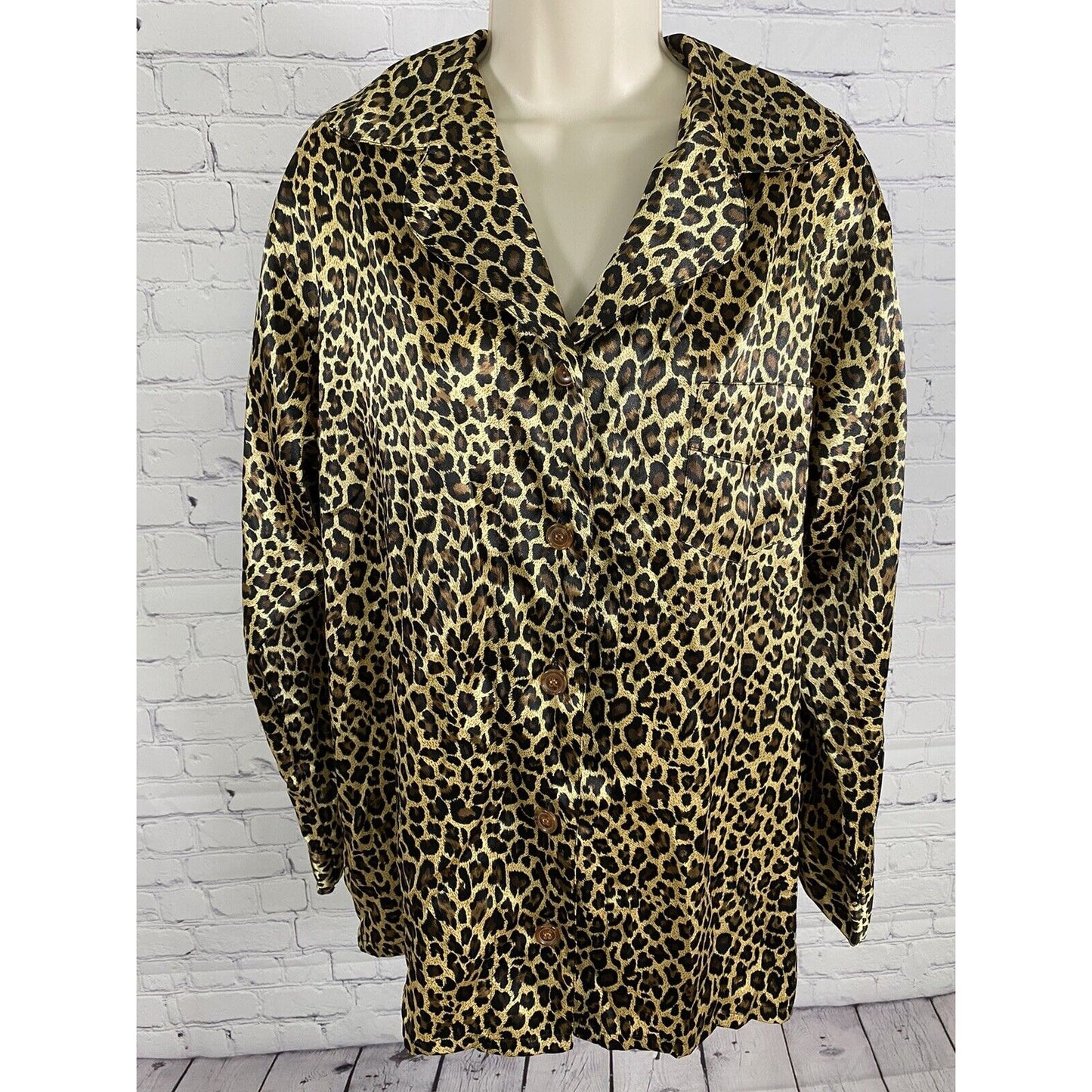 Victorias Secret Gold Cheetah Print Satin Long Sleeve Button Up Pajama Shirt S
