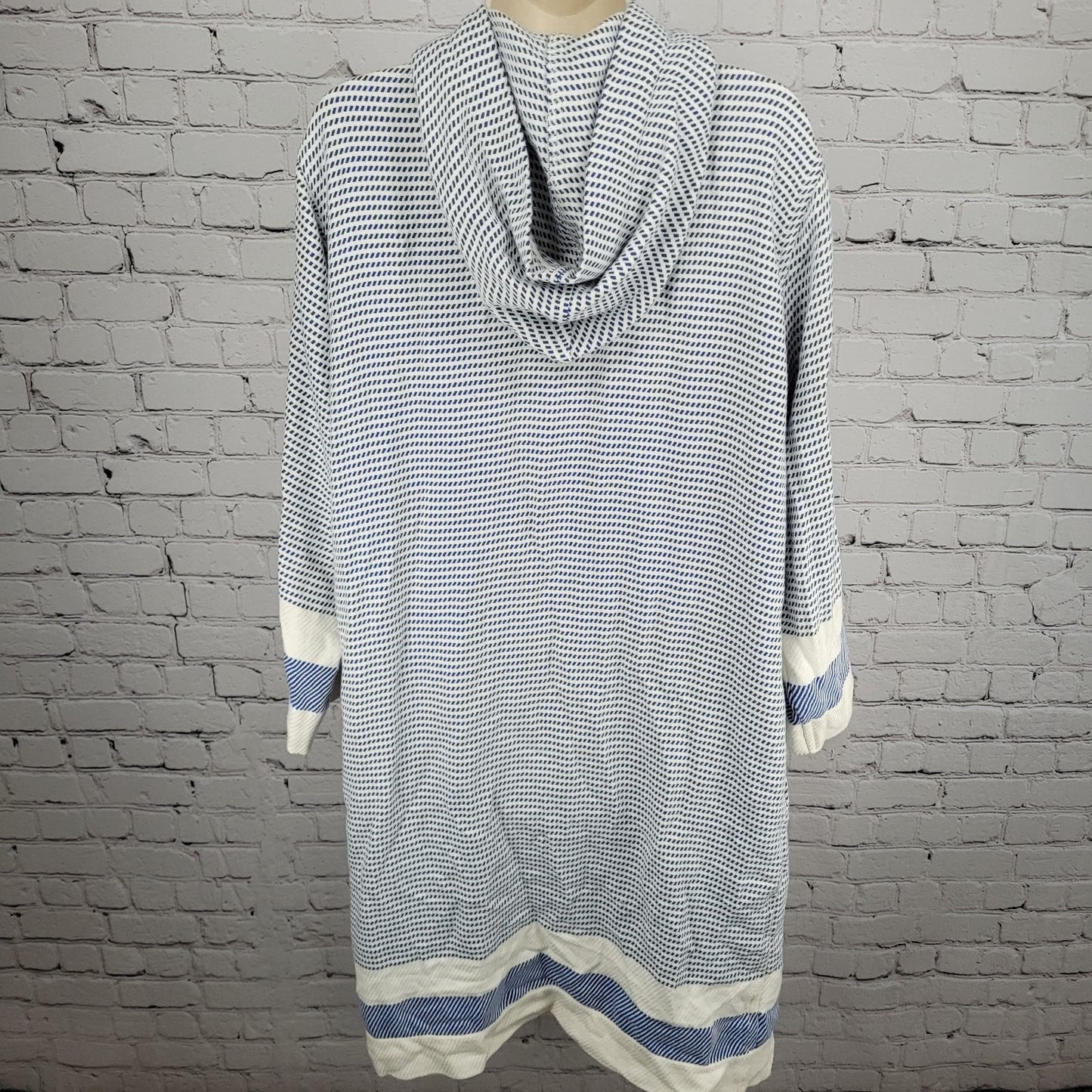 Dreamweaver Textiles Blue White 100% Cotton Long Sleeve Hooded Robe One Size O/S