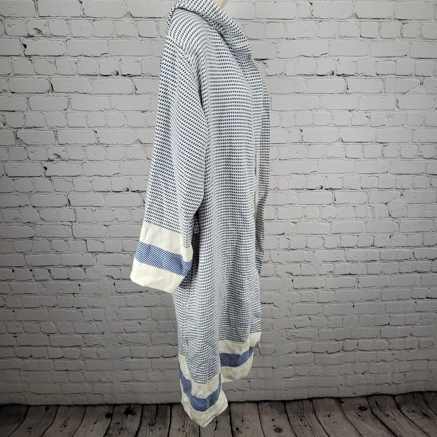 Dreamweaver Textiles Blue White 100% Cotton Long Sleeve Hooded Robe One Size O/S