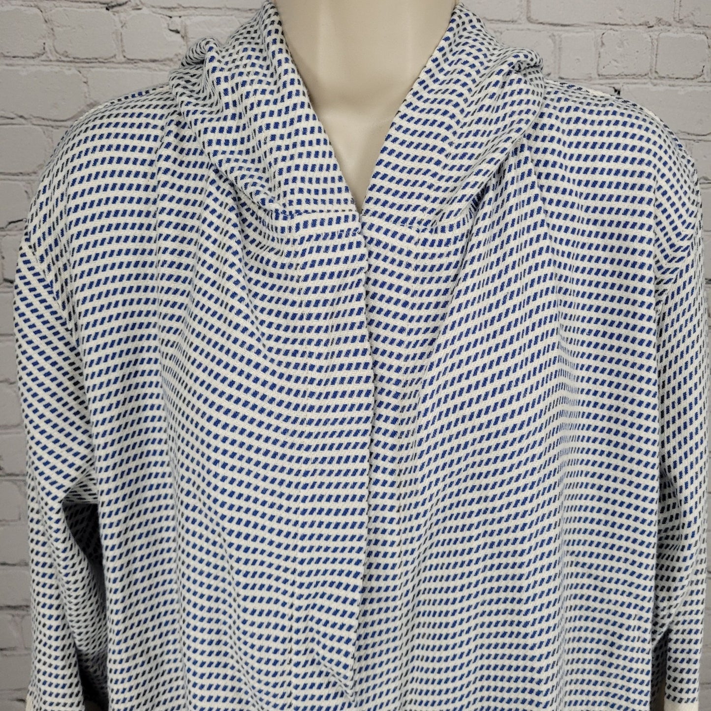 Dreamweaver Textiles Blue White 100% Cotton Long Sleeve Hooded Robe One Size O/S