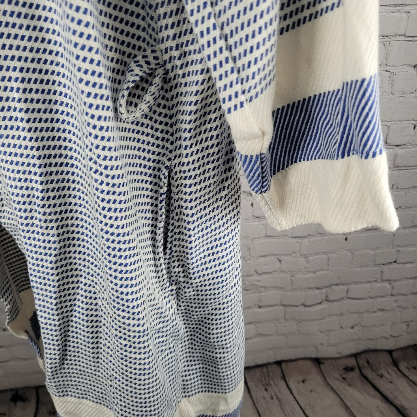 Dreamweaver Textiles Blue White 100% Cotton Long Sleeve Hooded Robe One Size O/S