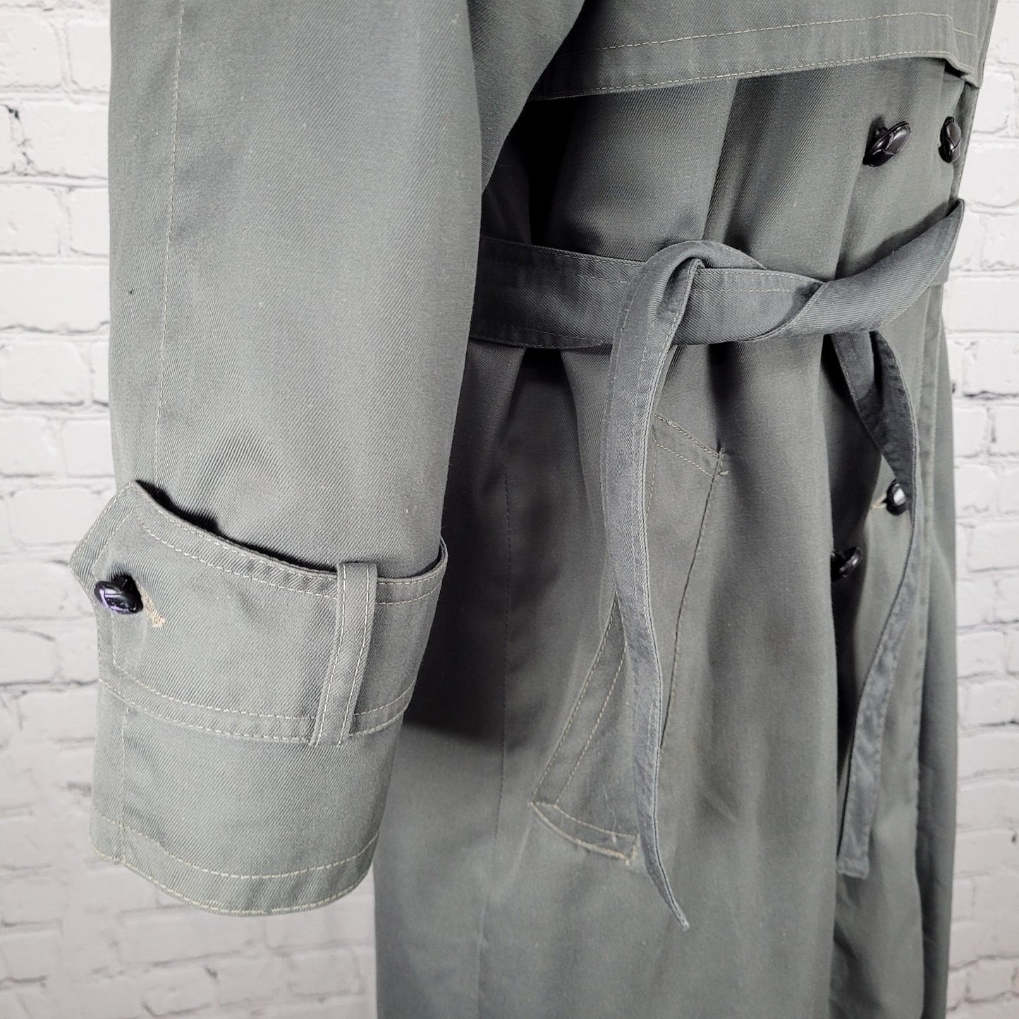 VTG Cyclone Grey Removable Wool Blend Liner Belted Buttoned Peacoat Size 4