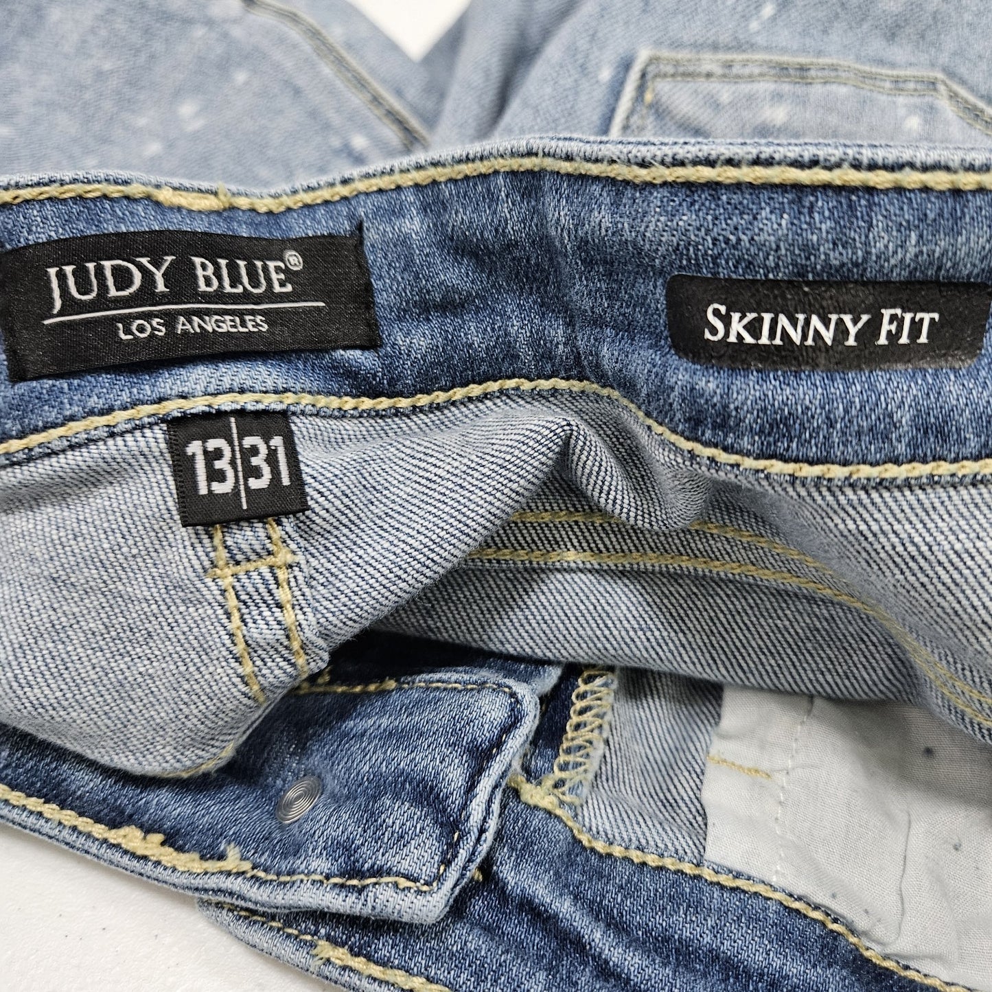 Judy Blue Denim Distressed Skinny Fit Light Wash High Rise Jeans 13/31 (32x28)
