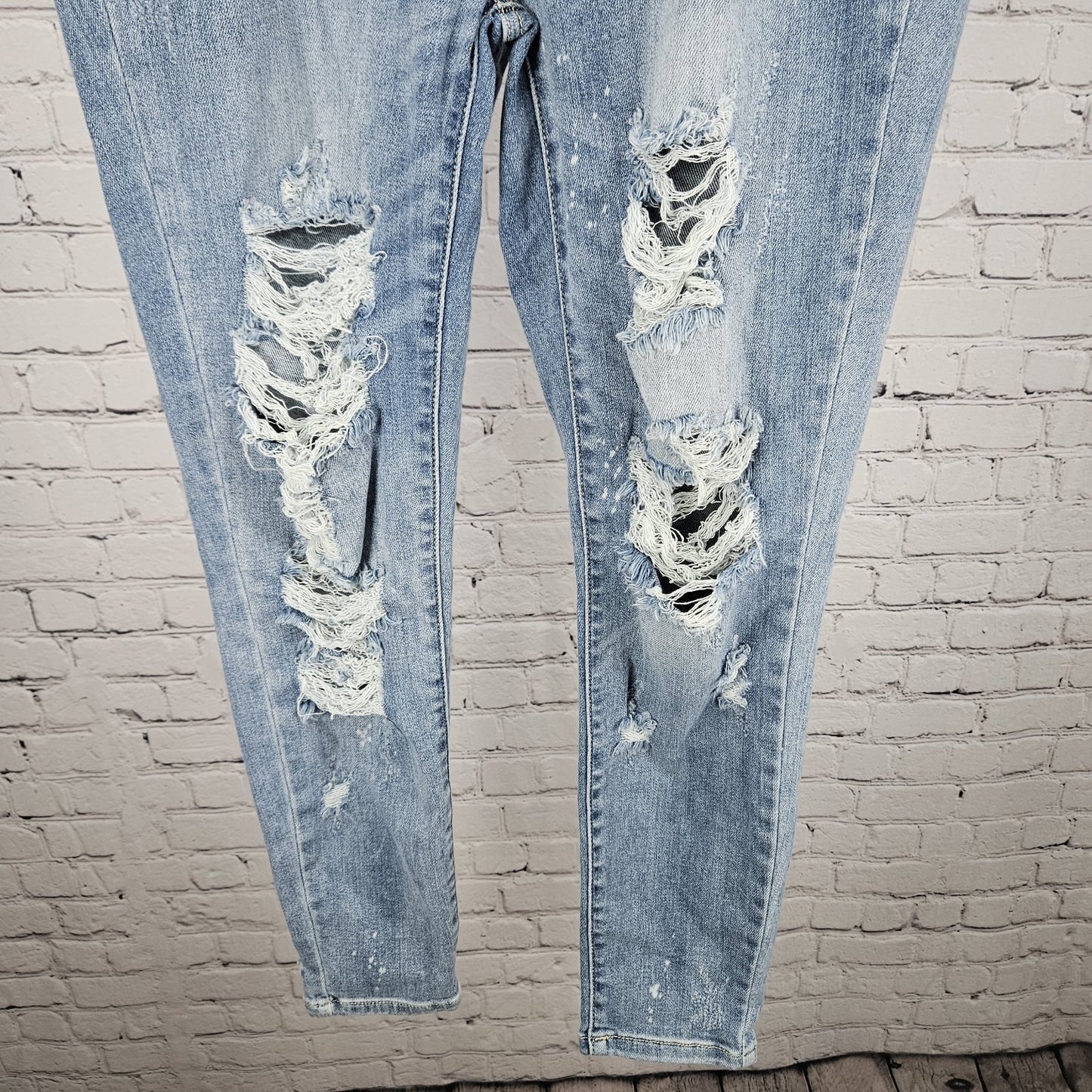 Judy Blue Denim Distressed Skinny Fit Light Wash High Rise Jeans 13/31 (32x28)
