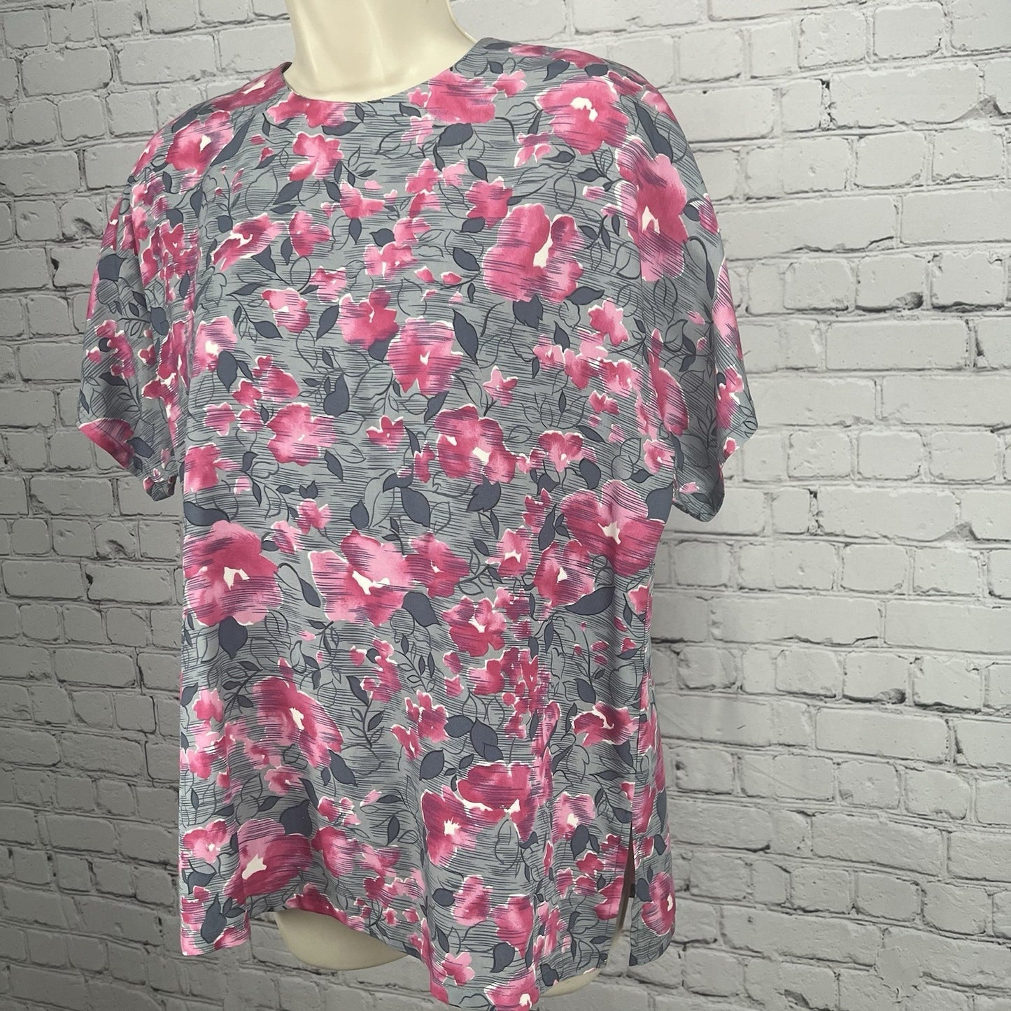 VTG Country Sophisticates by Pendleton Grey Pink Floral Short Sleeve Blouse 12