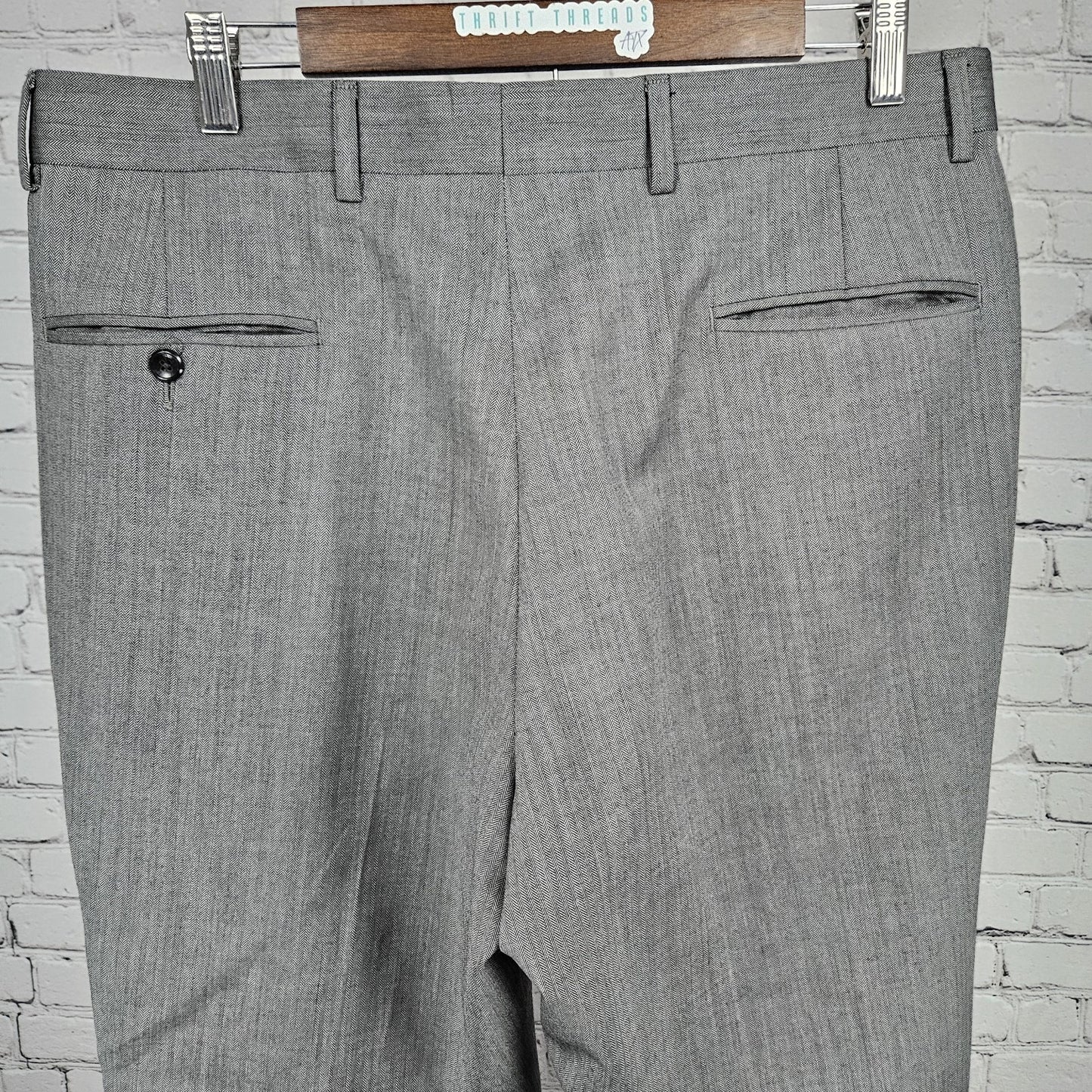 Jos A Bank Grey 100% Wool Executive Herringbone Pleated Cuffed Dress Pants 34x33