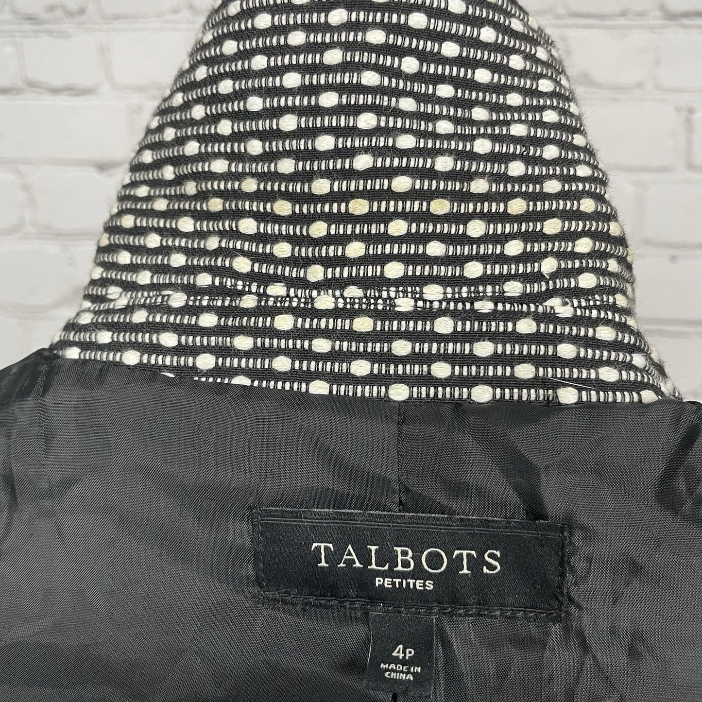 Talbots Black & White Textured 2 Button Notch Lined Vented Blazer Jacket Size 4P