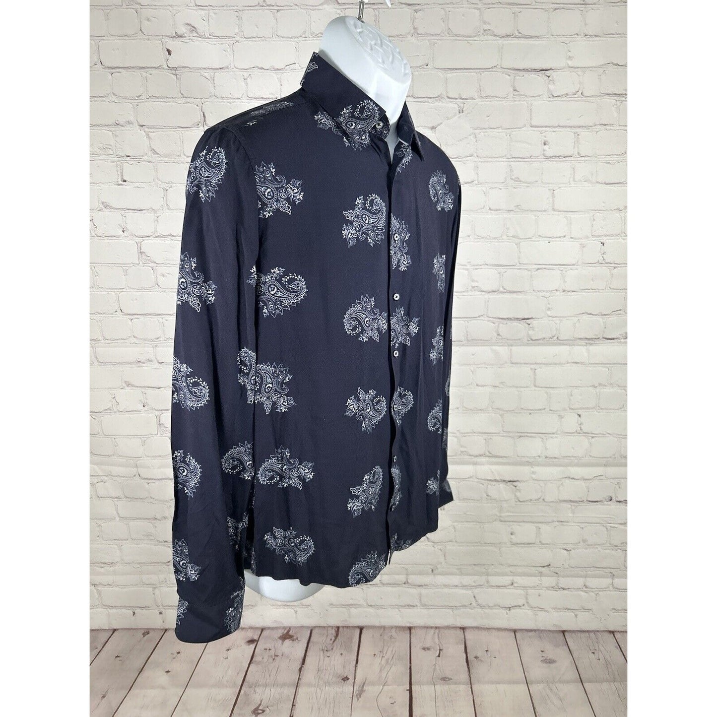 Politix Friday Night Shirt Navy Blue Paisley Long Sleeve Button Up Shirt Men’s S