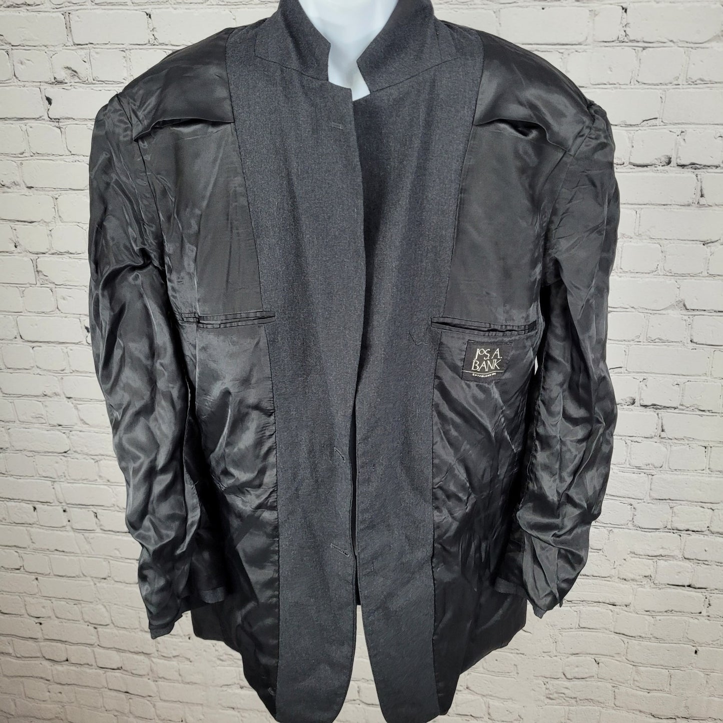 Jos A Bank Grey Wool Cashmere 2 Button Vented Notch Blazer Sport Coat Size 43L