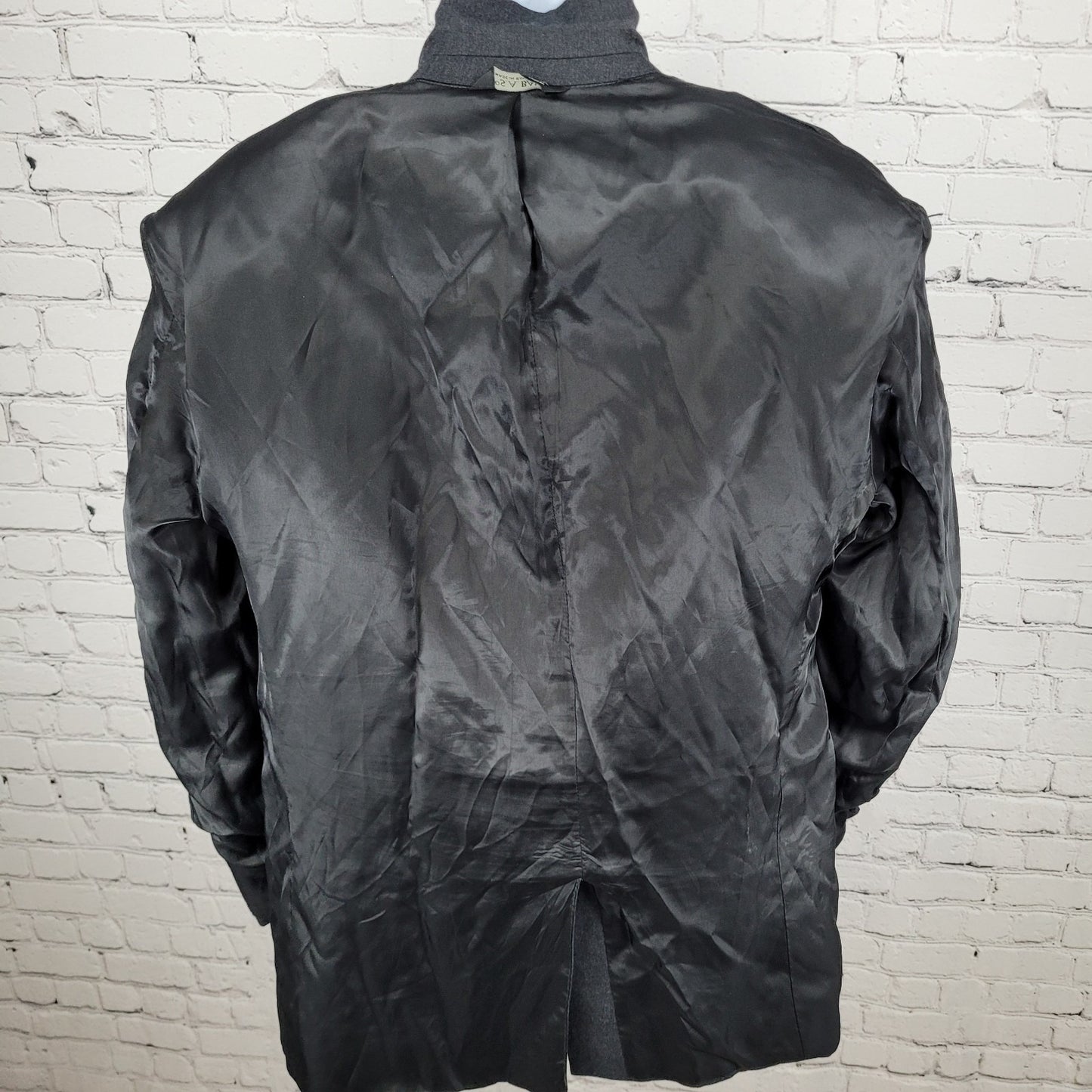 Jos A Bank Grey Wool Cashmere 2 Button Vented Notch Blazer Sport Coat Size 43L