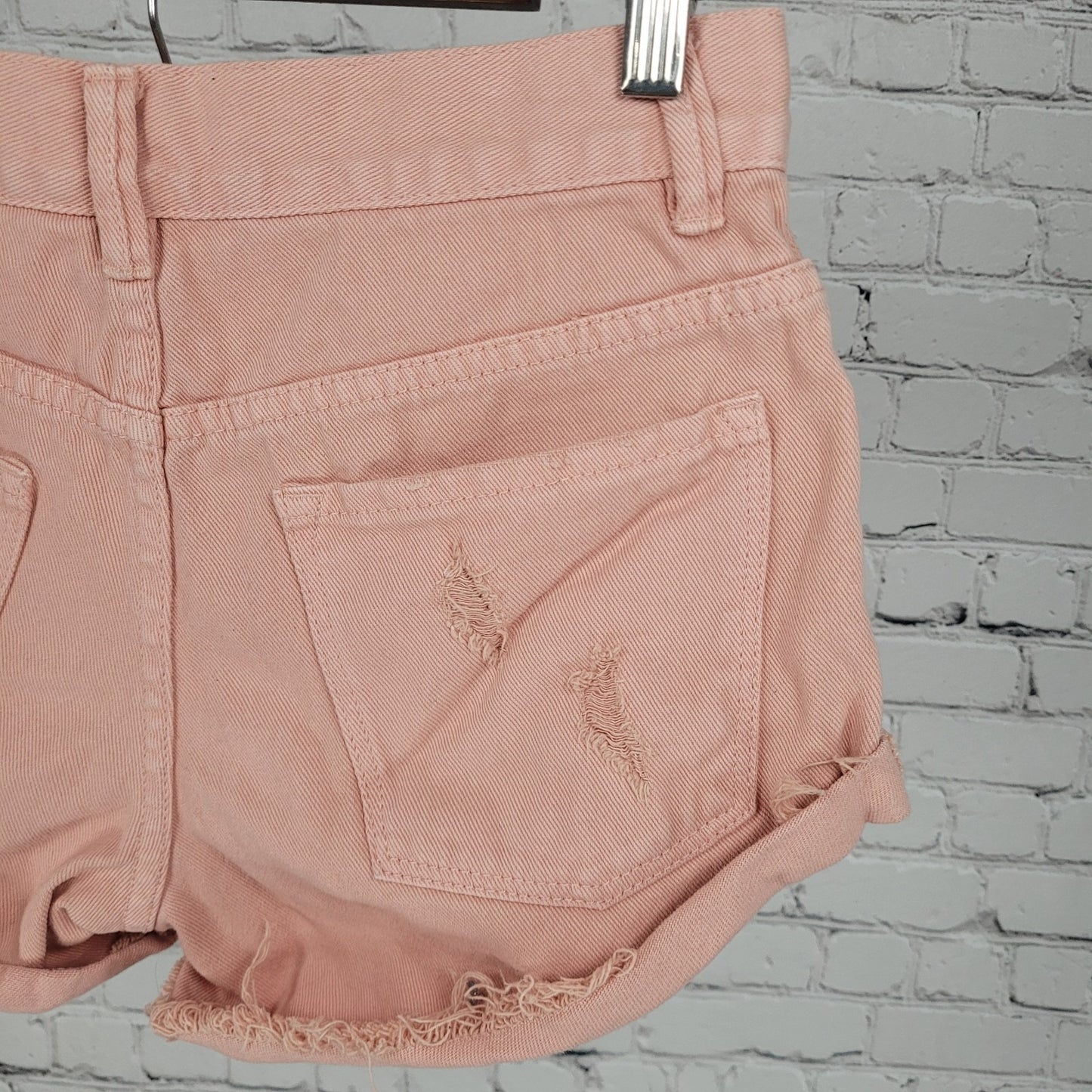 Amuse Society Pink Denim Distressed Mid Rise Cuffed Shorts Size 25 (28x3)