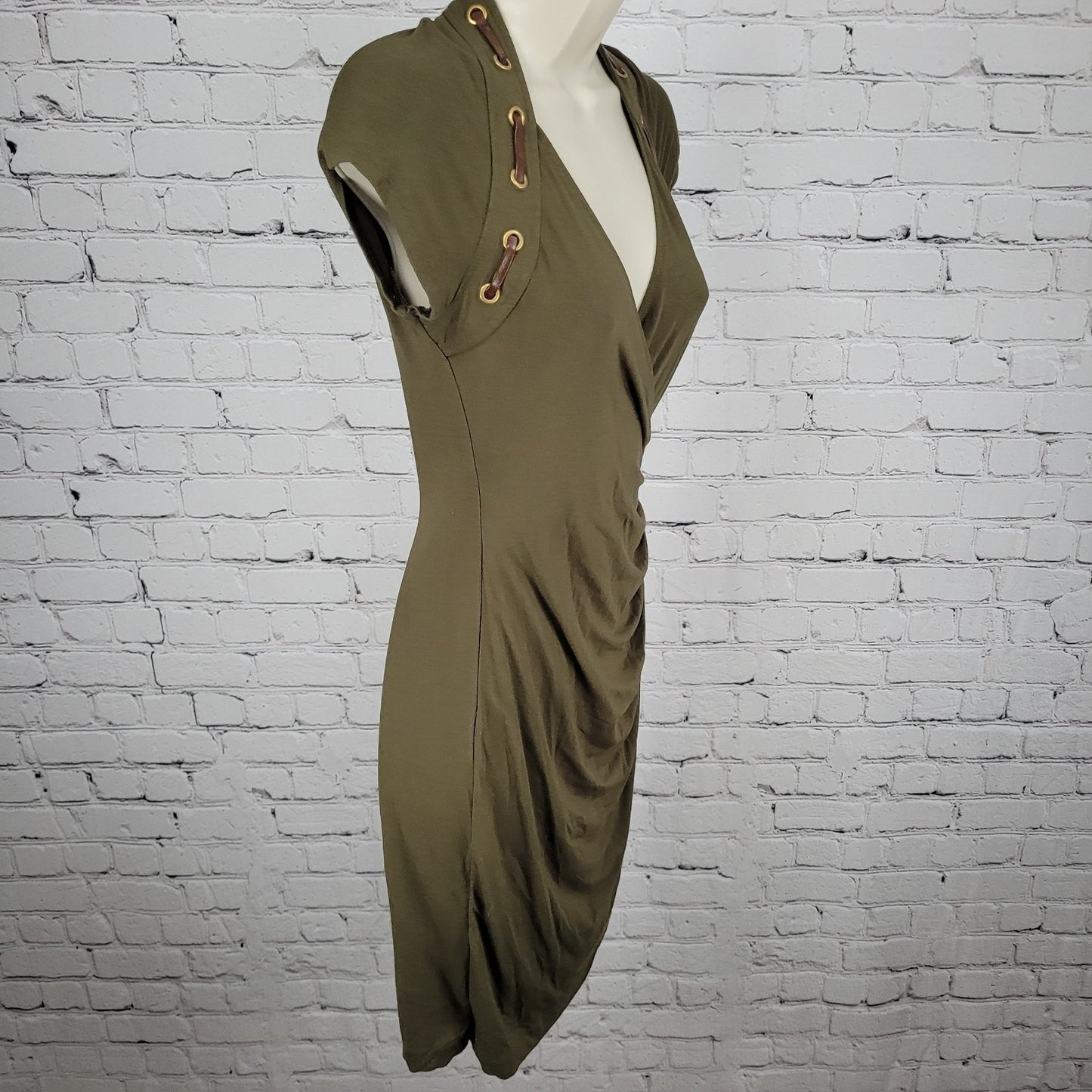 Carmen Marc Valvo Green Ruched Plunge Short Sleeve Stretch Dress Size Small S