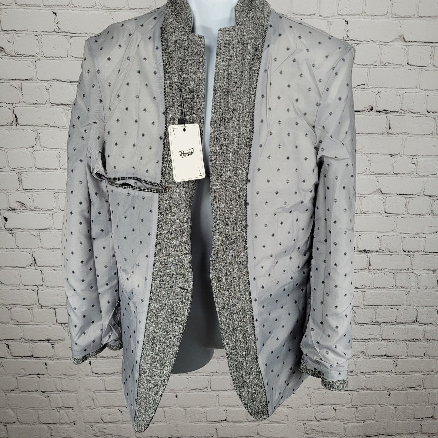 NWT Reverb Grey Striped 1 Button Vented Notch Blazer Sport Coat Size Large L