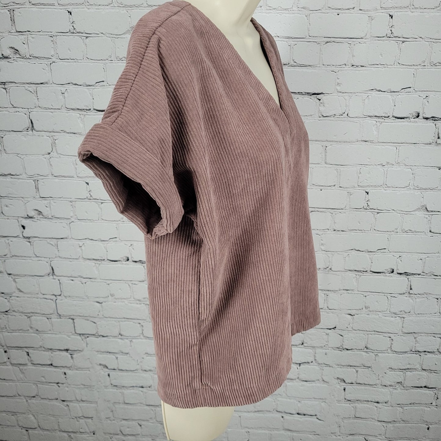 Madewell Purple Corduroy Buttoned Back Short Sleeve V Neck Top Size Small S