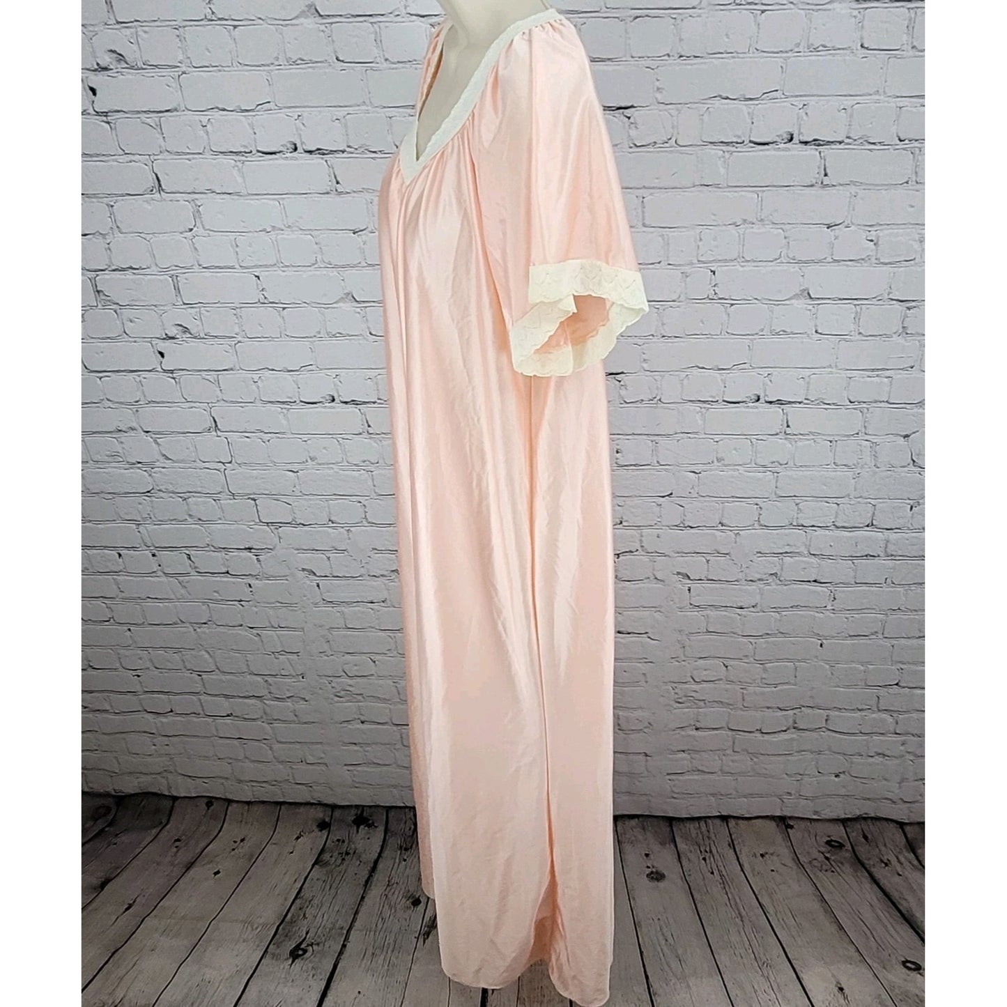 VTG Crown Nitewear Pink Satin Ruched Lace Trim Maxi Nightgown USA Made O/S