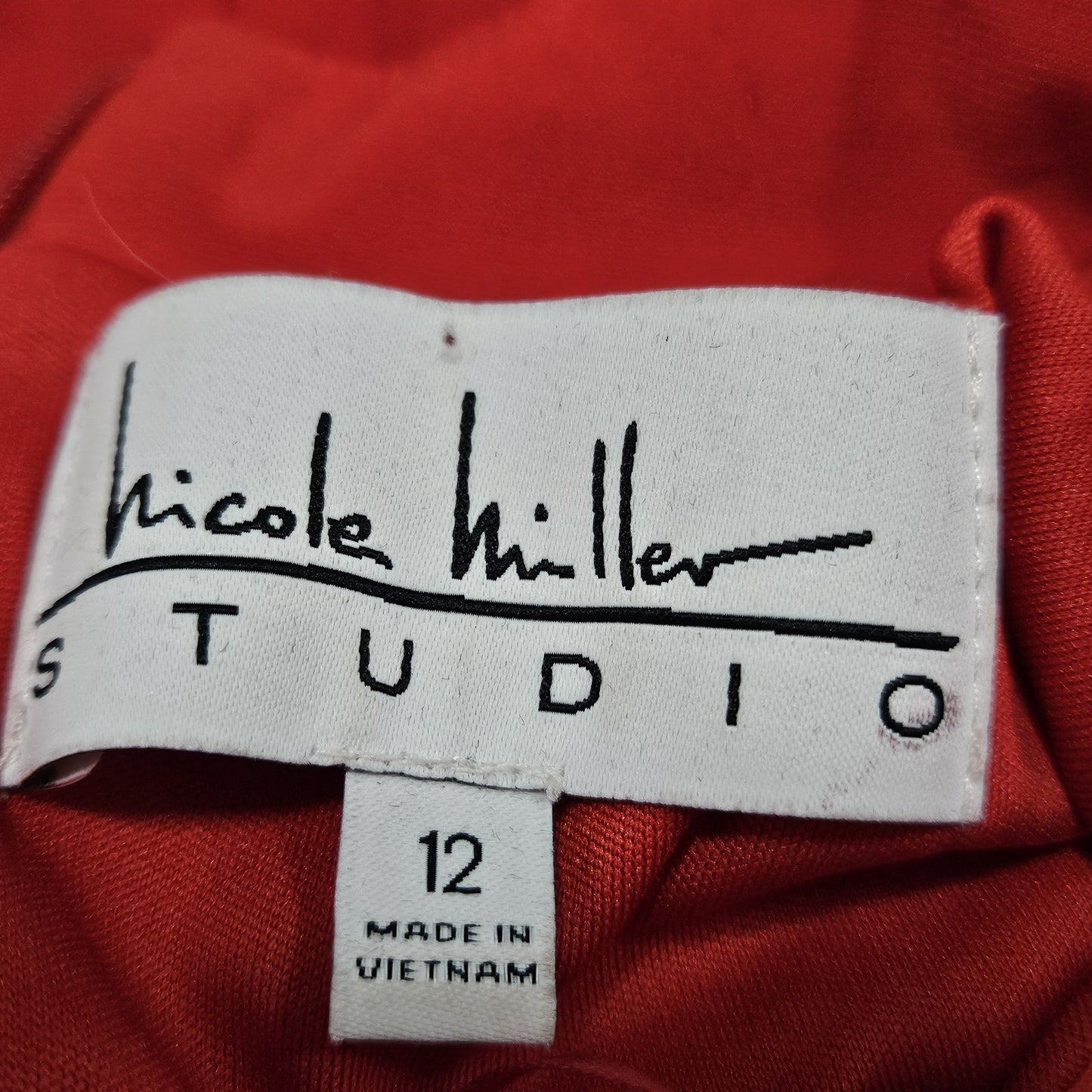 Nicole Miller Studio Red Twist Neck Short Sleeve Lined Back Zip Midi Dress 12