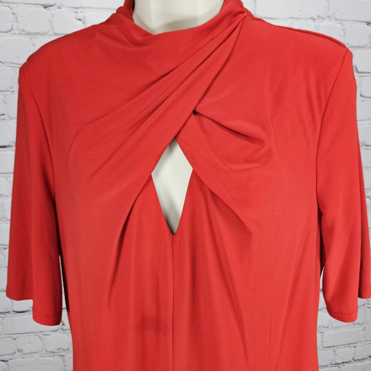 Nicole Miller Studio Red Twist Neck Short Sleeve Lined Back Zip Midi Dress 12