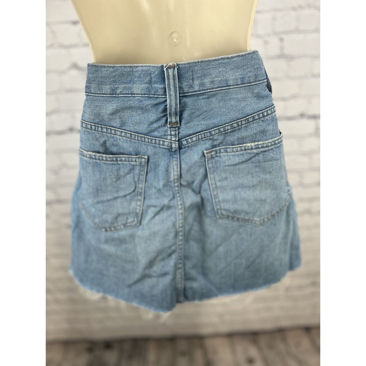 Madewell Light Wash Rigid Denim A-line Jean Skirt Raw Hem Women’s Size 27
