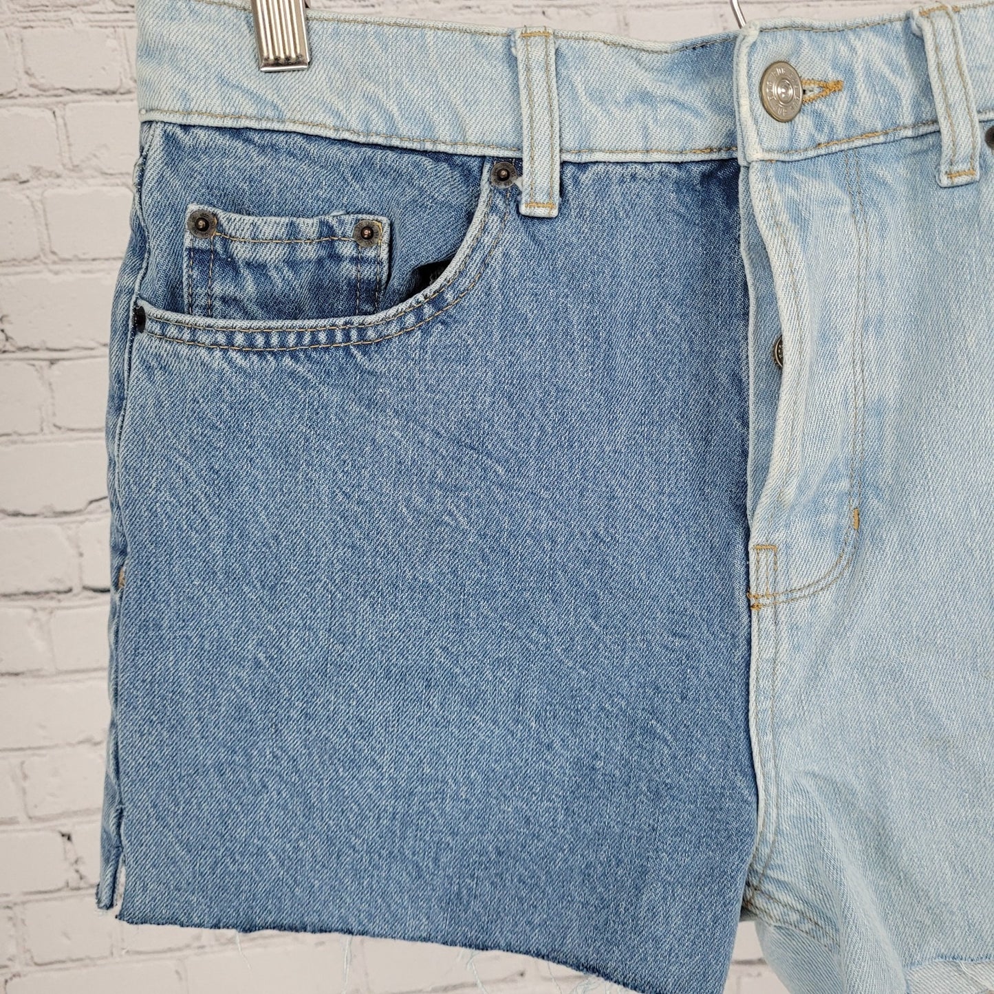 BDG Urban Outfitters Pax 100% Cotton Denim Jean Cut Off Shorts Size 30 (30x2.5)