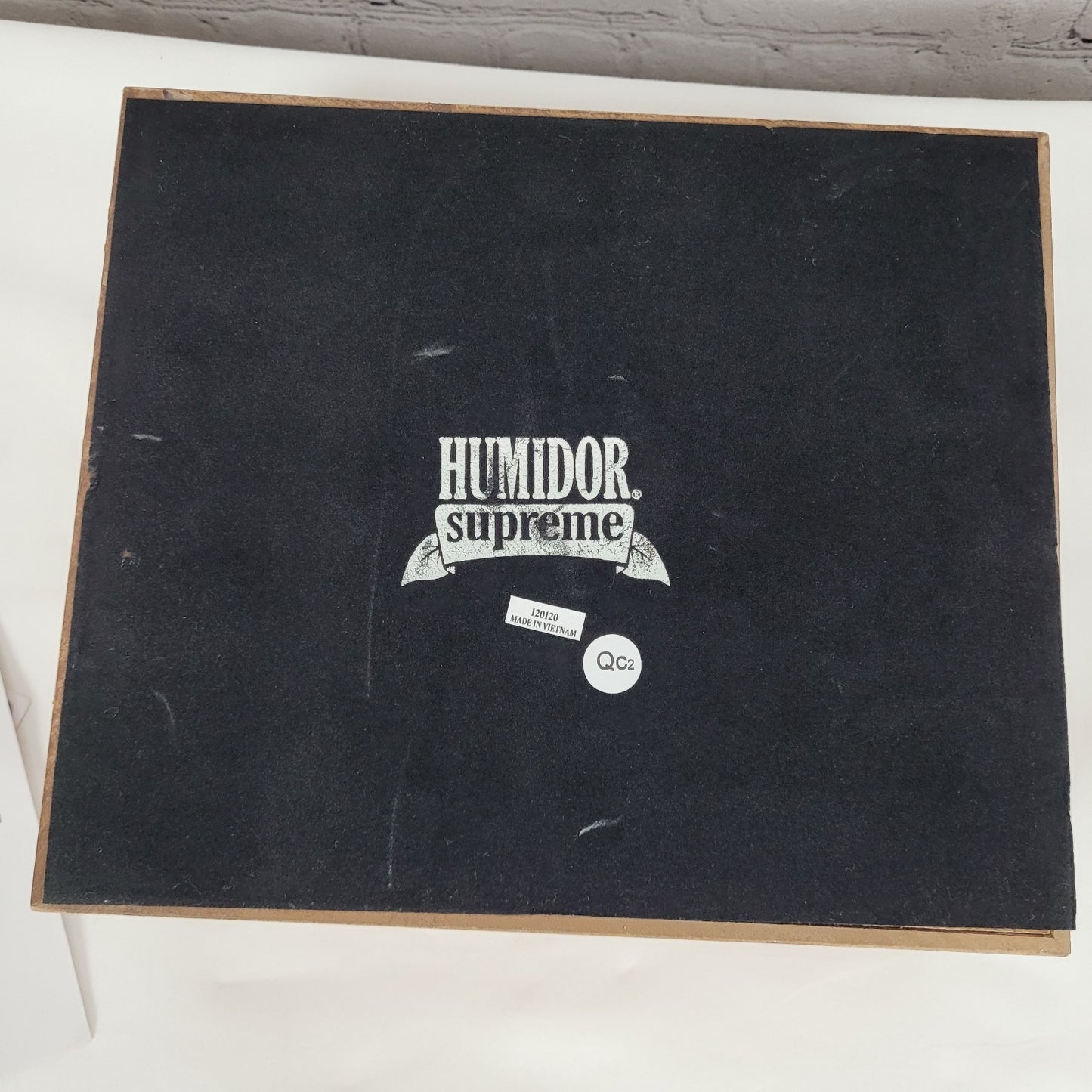 Quality Importers Trading Co Humidor Supreme Brown Wood Cigar Storage Box