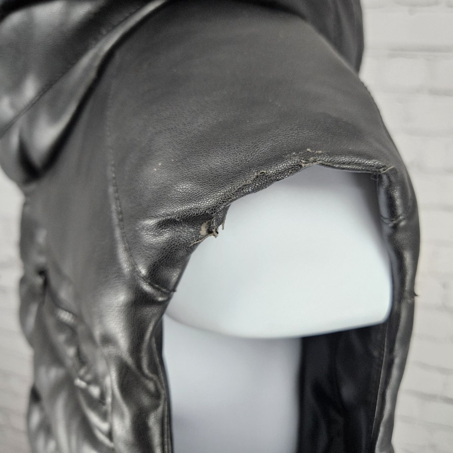 Sean John Black Faux Leather Full Zip Snap Insulated Hooded Puffer Vest XL