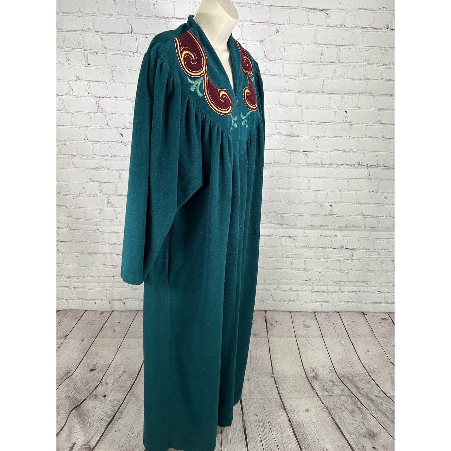 VTG USA Gjg Softly Teal Embroidered Front Zip Night Dress Nightgown Women’s L