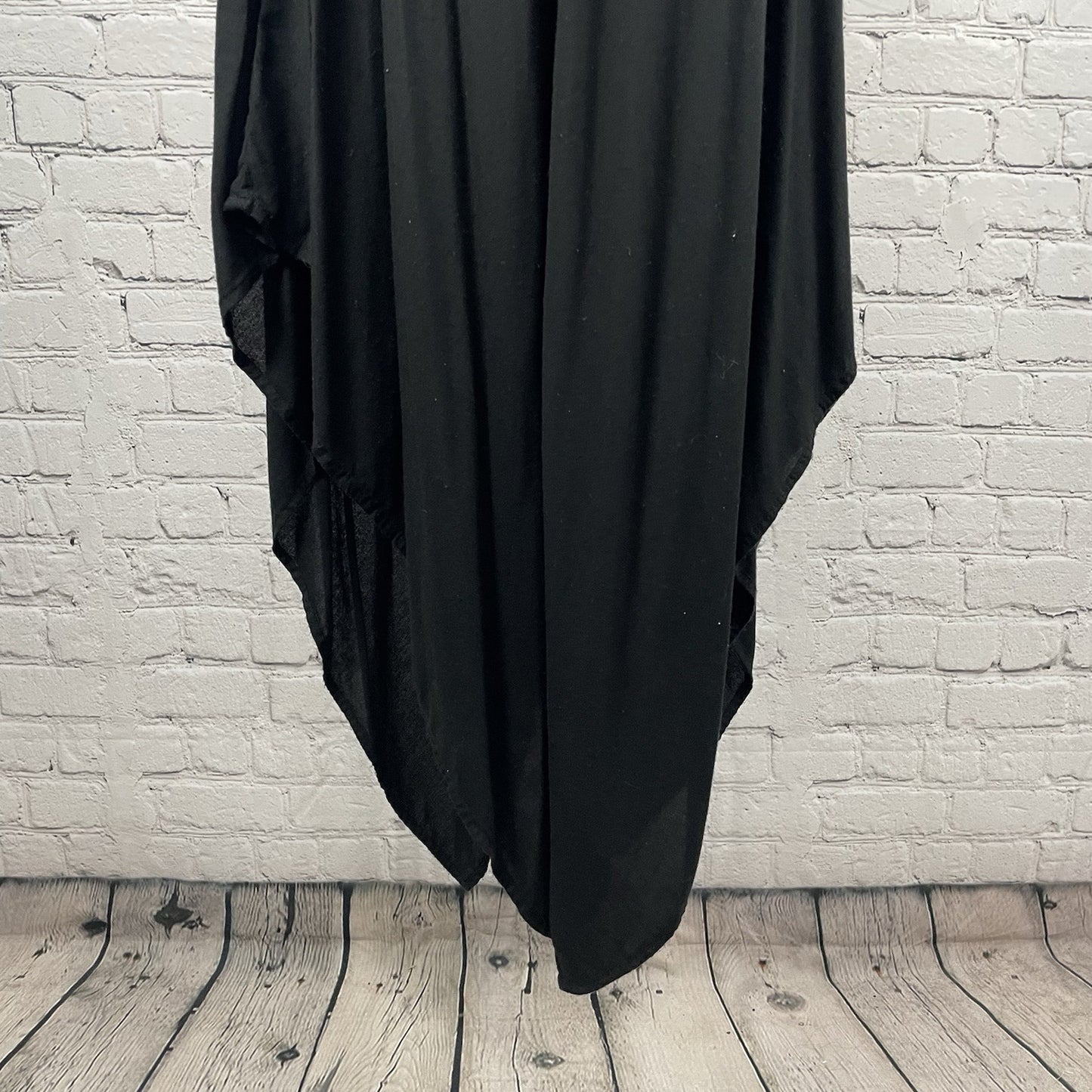Elan Black Asymmetrical Lightweight Sleeveless V Neck Midi Flowy Dress Size XS