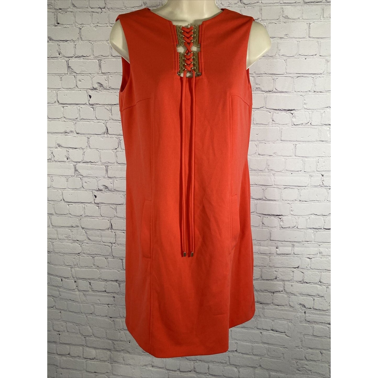 Tahari Coral Gold Accent Knee Length Sleeveless Lined Zip Dress Pockets Size 2