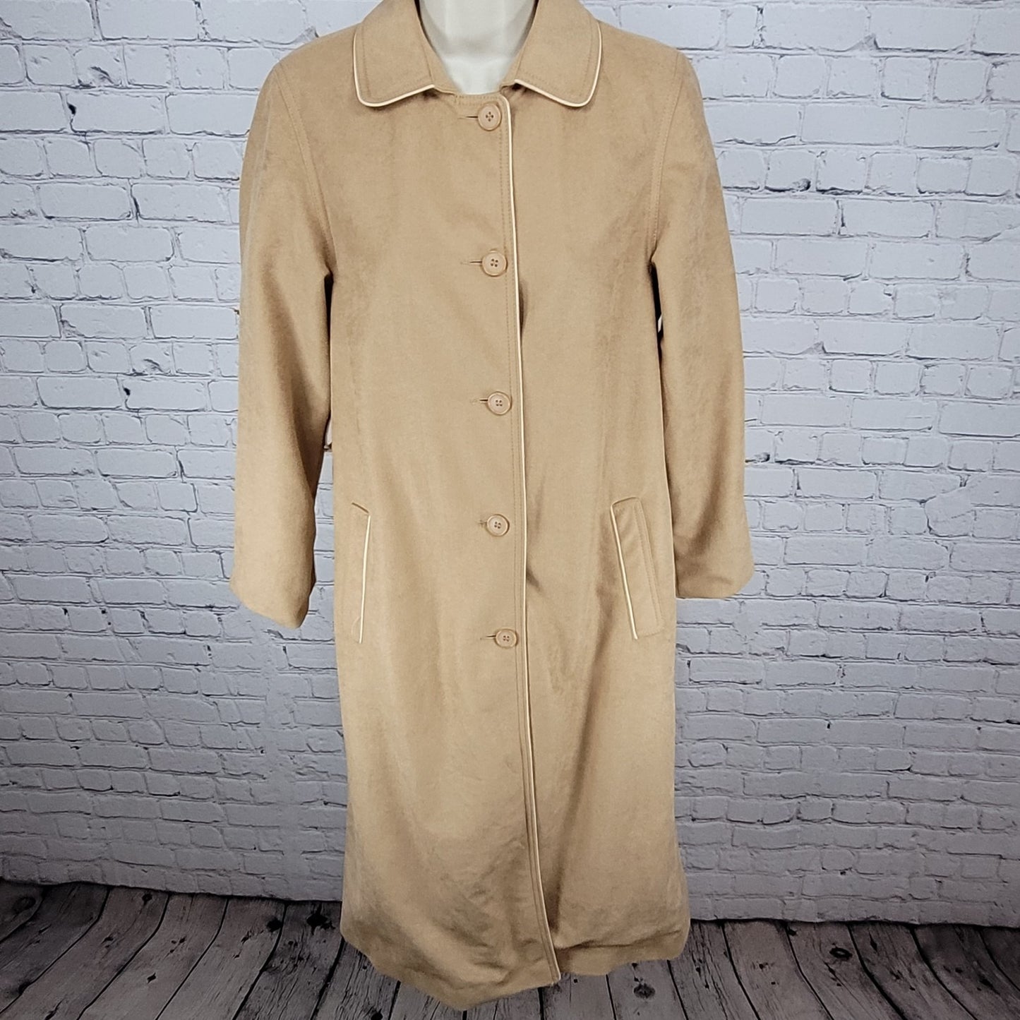 VTG Forecaster Of Boston Tan Lightweight Lined Buttoned Long Coat USA Size 7/8