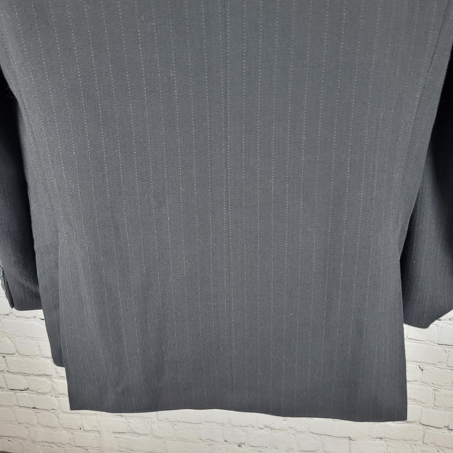 Claiborne Black Italian Woven Wool Pinstriped Notch Blazer Sport Coat Size 42R